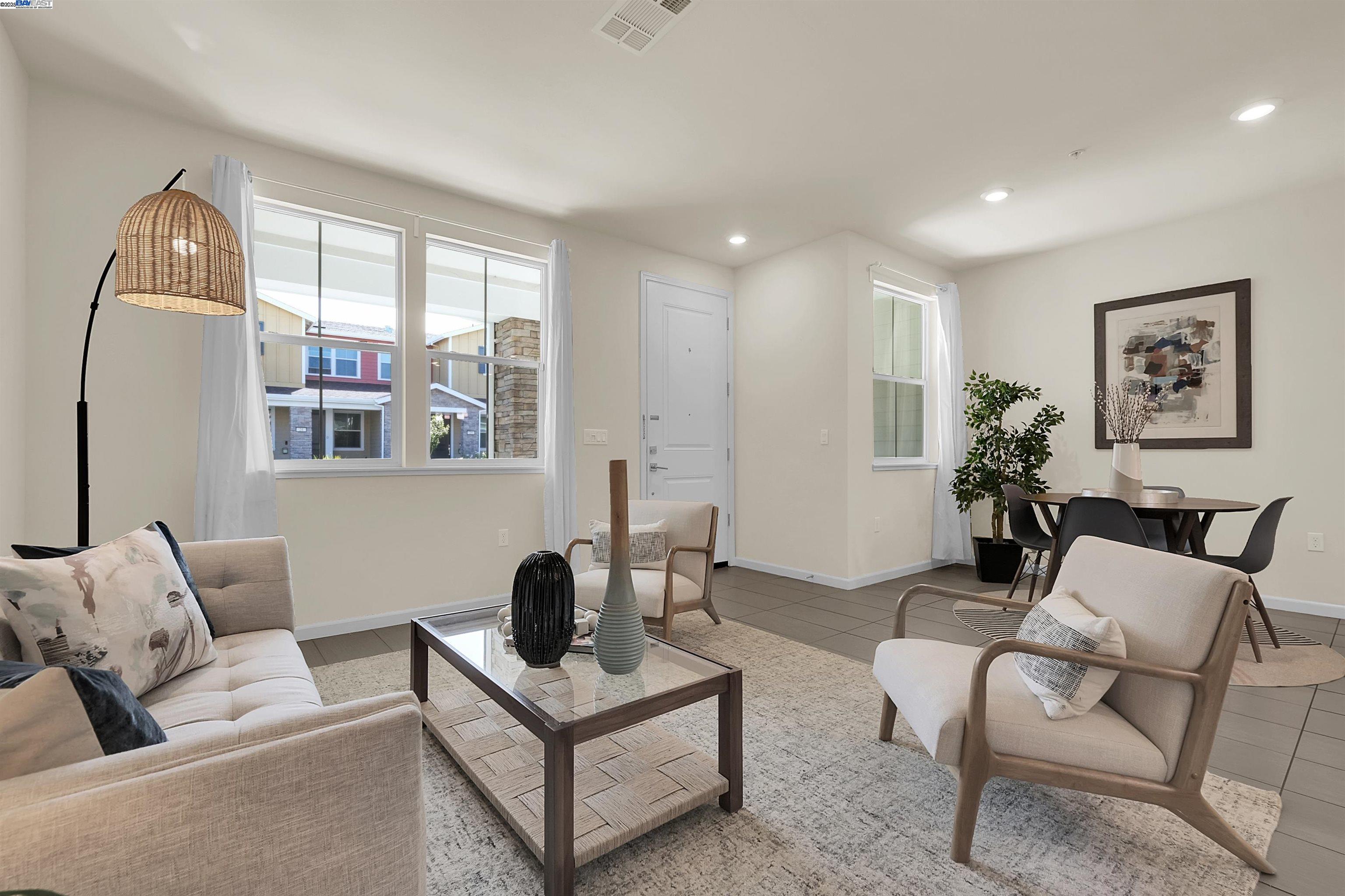 Detail Gallery Image 6 of 32 For 1233 Bockman Rd #19,  San Lorenzo,  CA 94580 - 3 Beds | 2/1 Baths