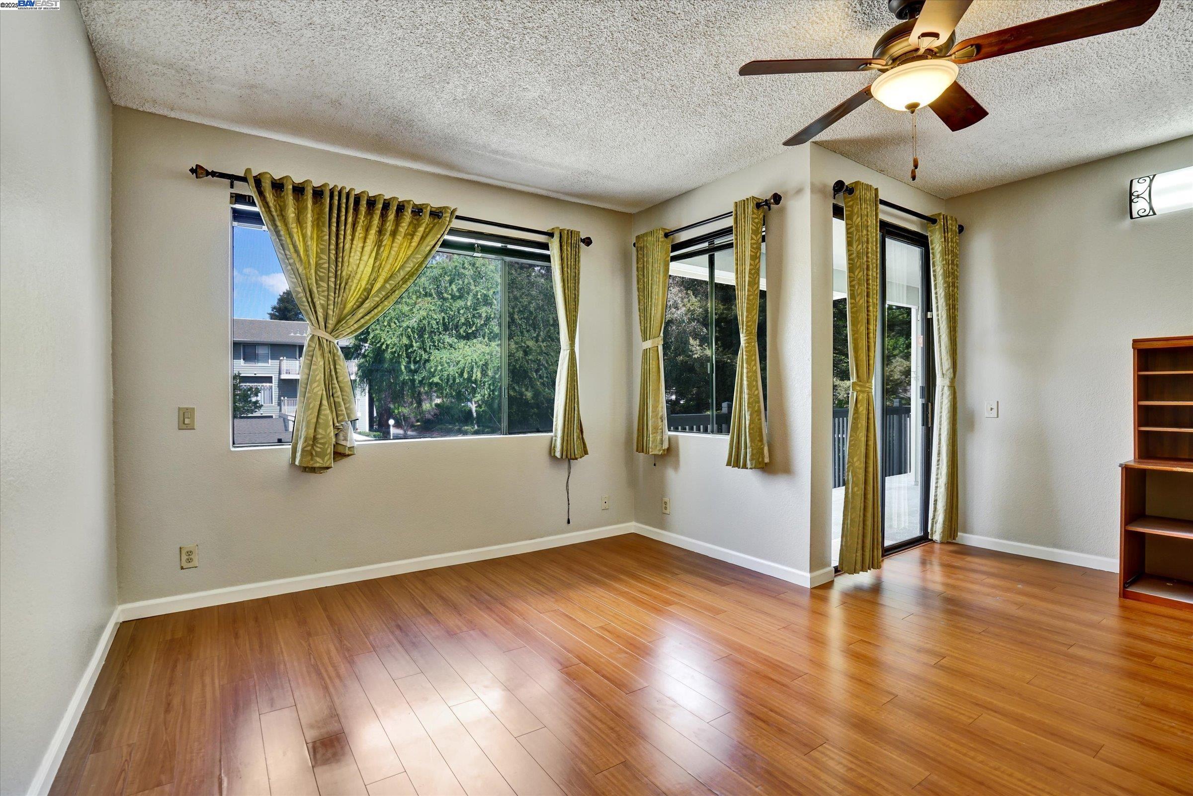 Detail Gallery Image 18 of 43 For 3402 Pinewood Ter #211,  Fremont,  CA 94536 - 2 Beds | 2 Baths