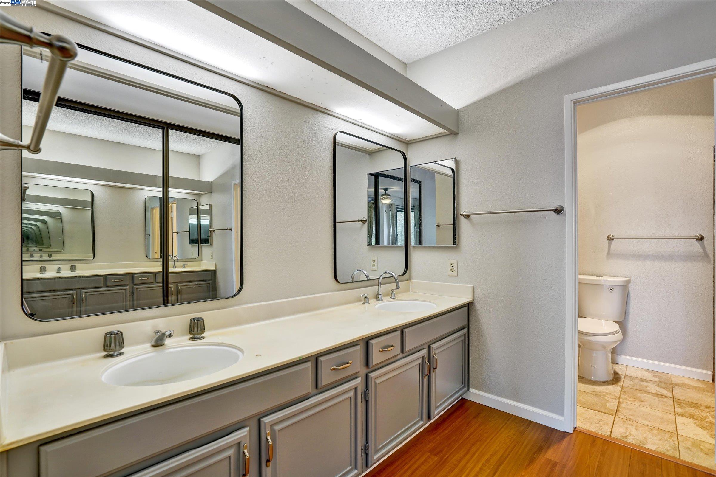 Detail Gallery Image 21 of 43 For 3402 Pinewood Ter #211,  Fremont,  CA 94536 - 2 Beds | 2 Baths