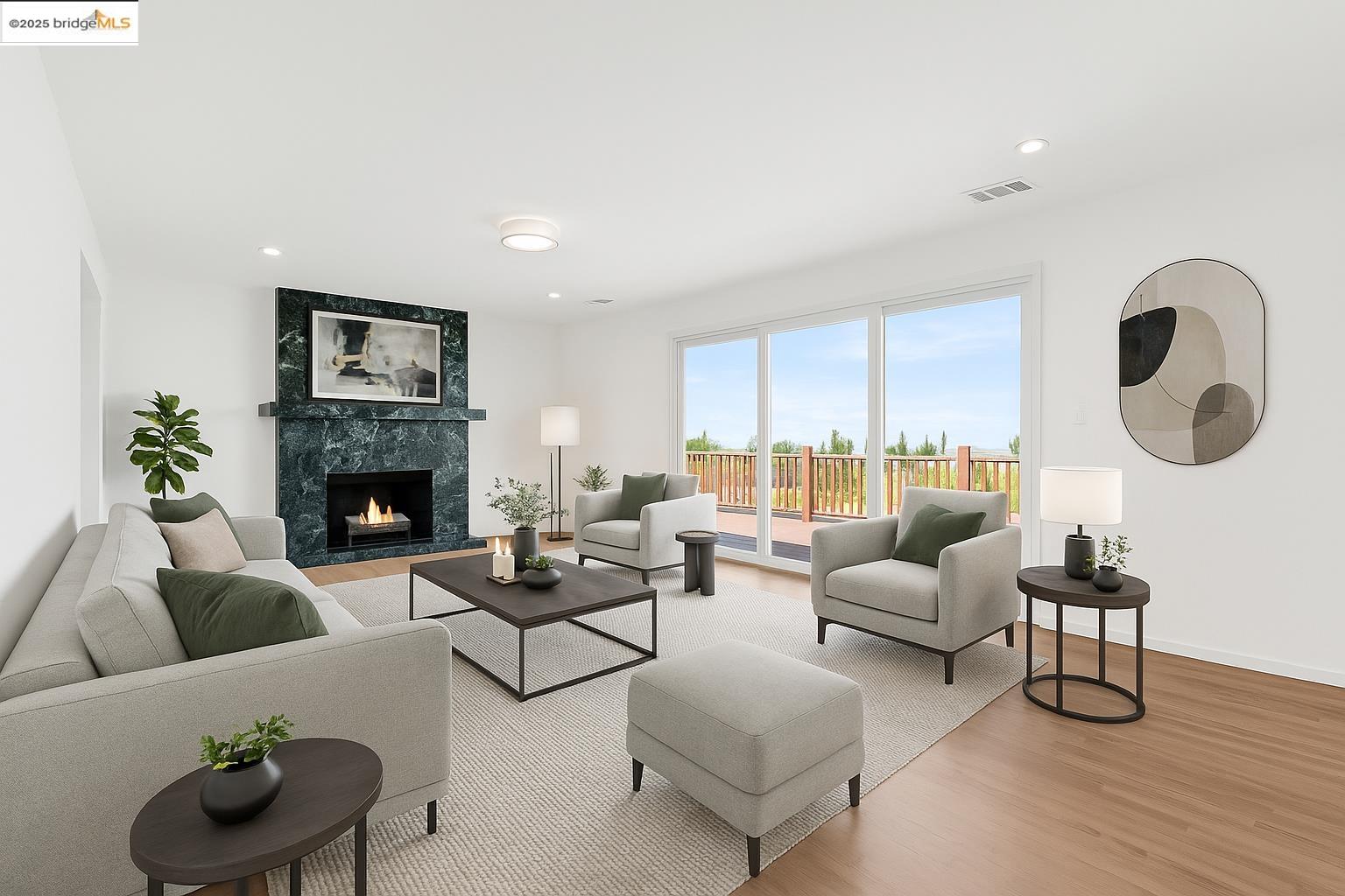 Detail Gallery Image 3 of 56 For 3699 Malcolm Ave, Oakland,  CA 94605 - 4 Beds | 2 Baths