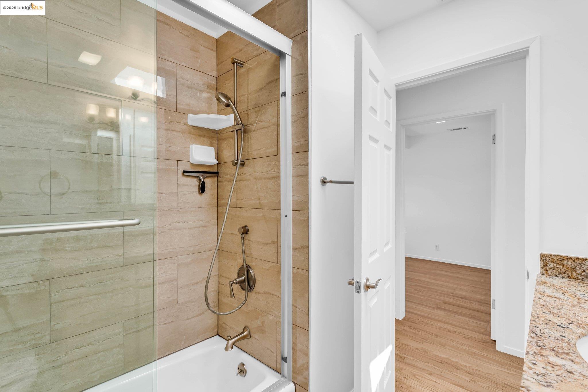 Detail Gallery Image 30 of 56 For 3699 Malcolm Ave, Oakland,  CA 94605 - 4 Beds | 2 Baths