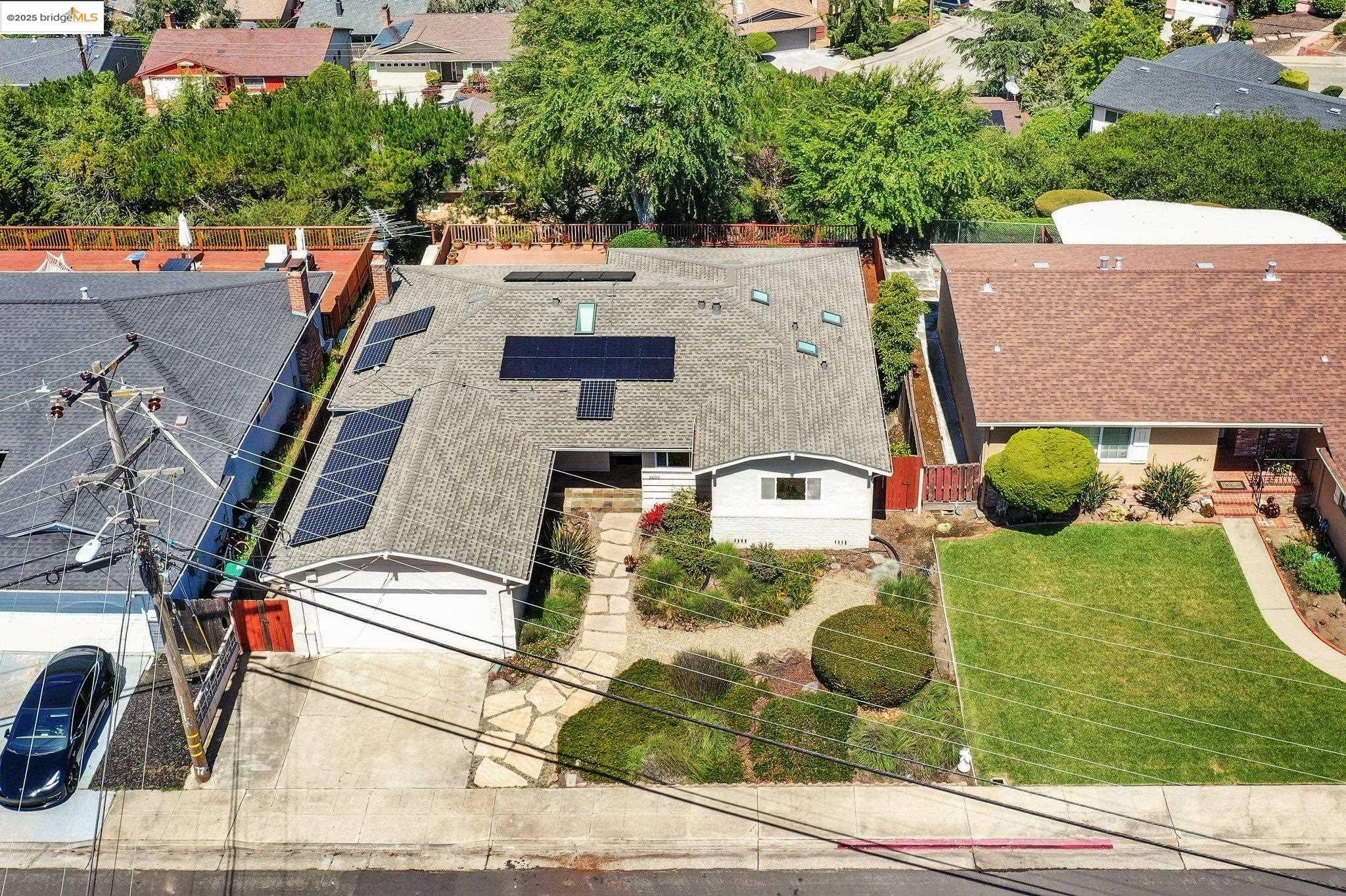 Detail Gallery Image 48 of 56 For 3699 Malcolm Ave, Oakland,  CA 94605 - 4 Beds | 2 Baths