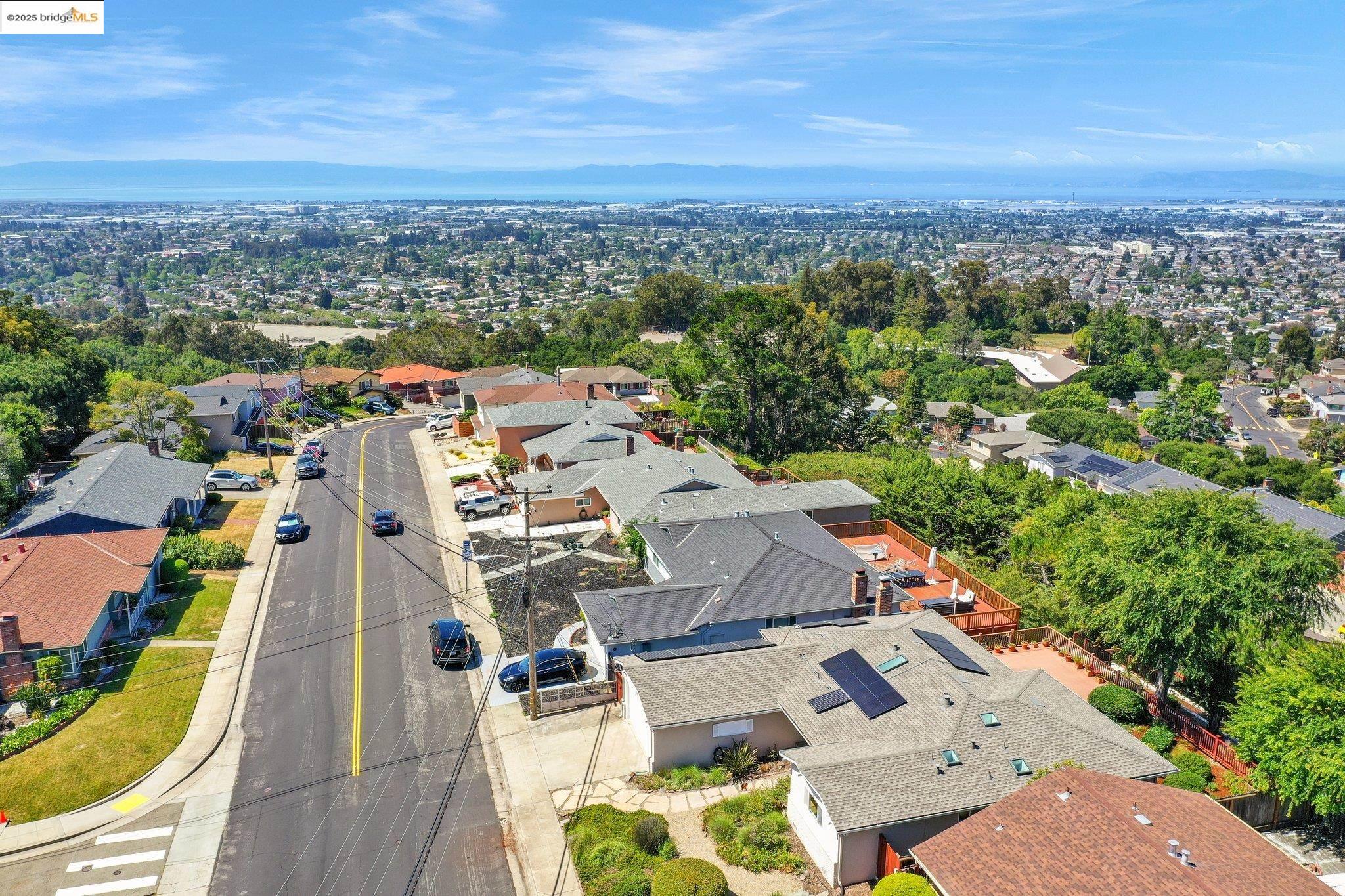 Detail Gallery Image 50 of 56 For 3699 Malcolm Ave, Oakland,  CA 94605 - 4 Beds | 2 Baths