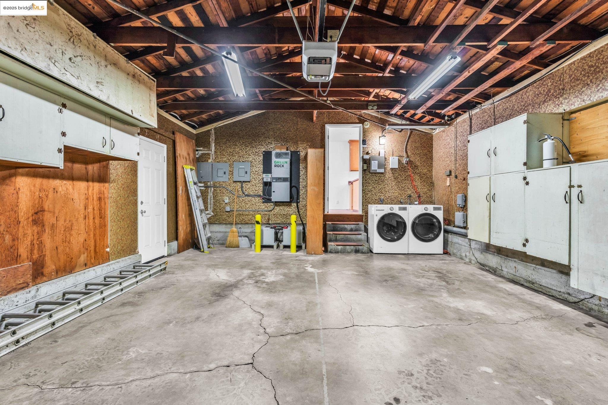 Detail Gallery Image 54 of 56 For 3699 Malcolm Ave, Oakland,  CA 94605 - 4 Beds | 2 Baths