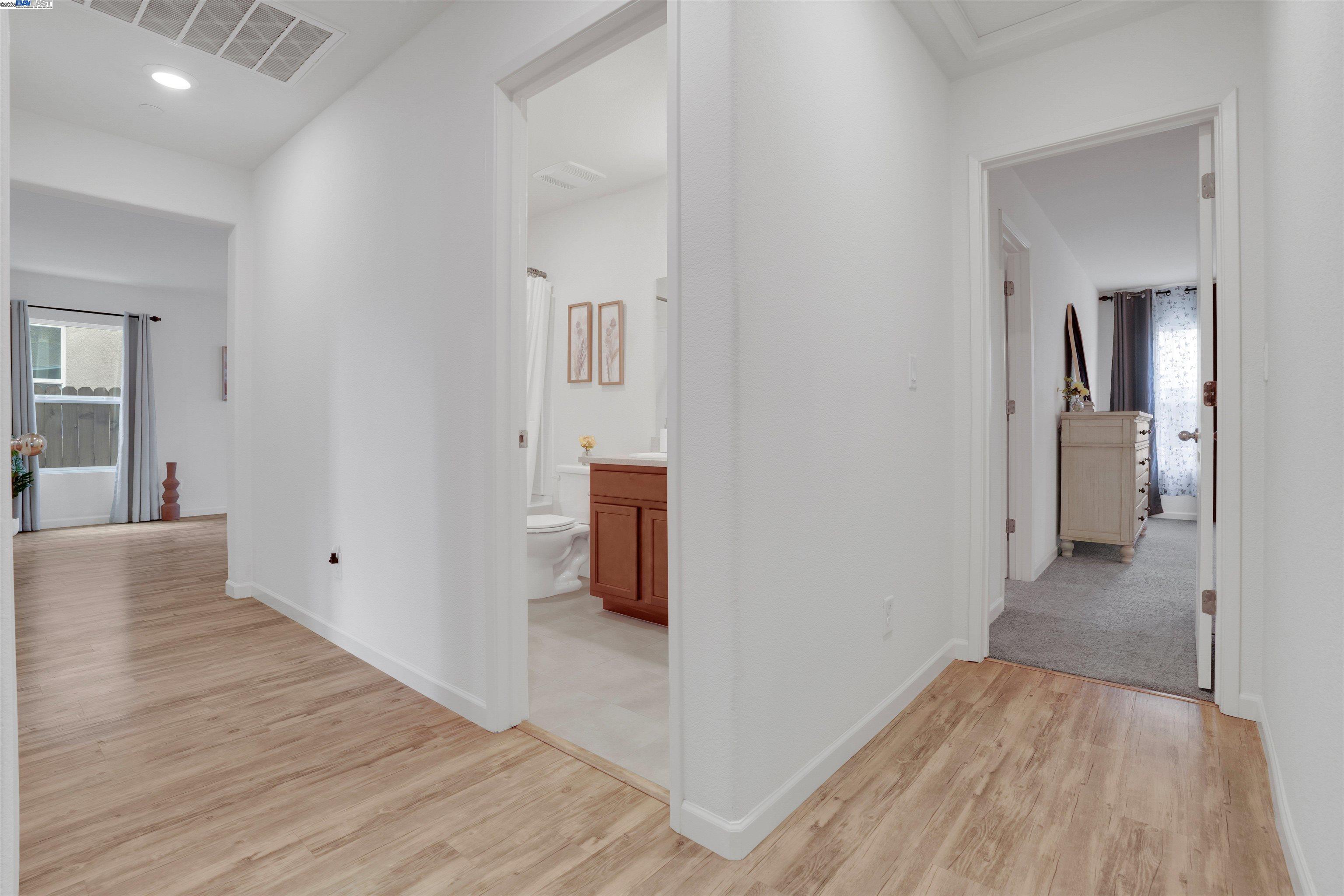 Detail Gallery Image 13 of 29 For 1737 Mighty Oak Drive, Stockton,  CA 95205-9204 - 3 Beds | 2 Baths