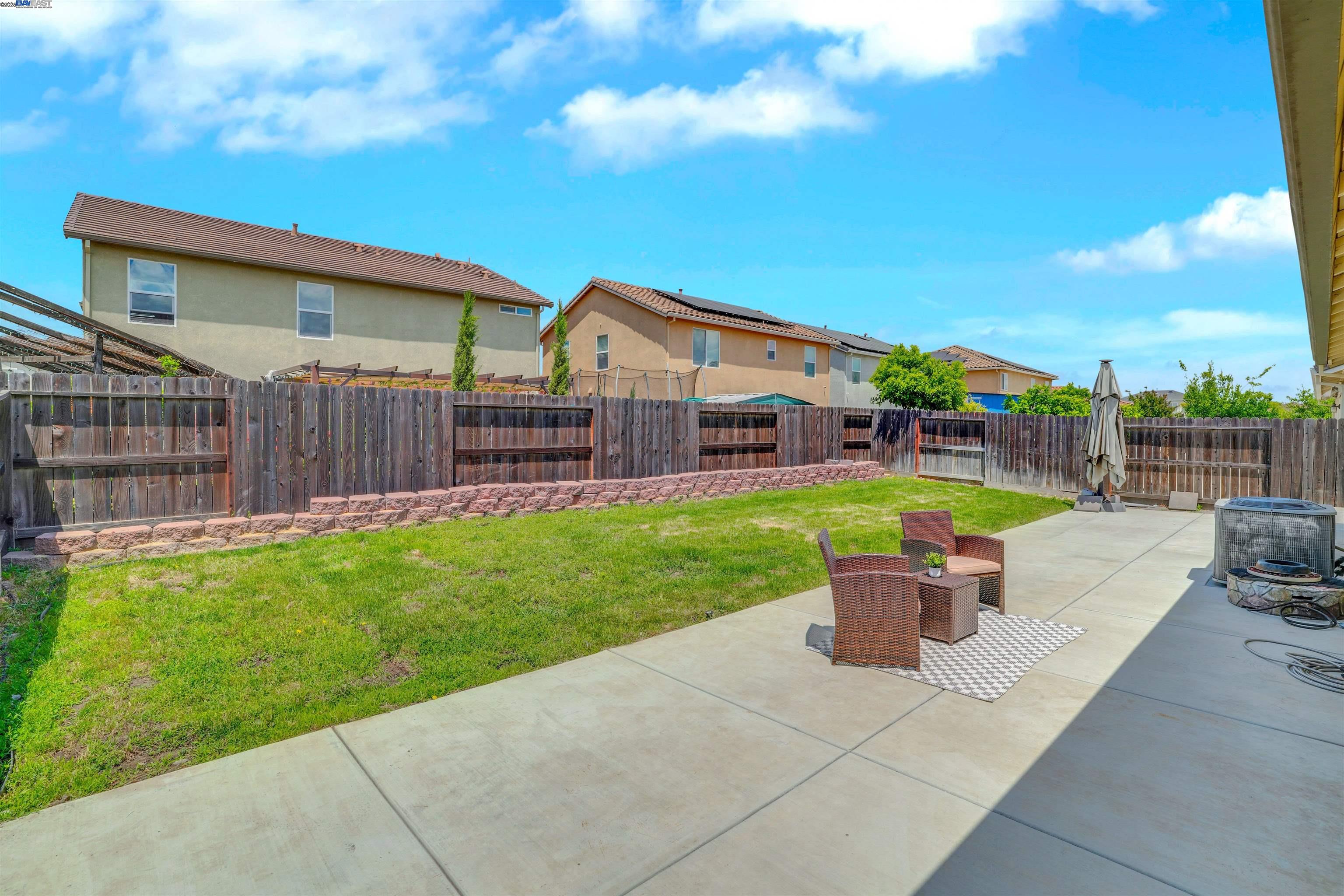 Detail Gallery Image 17 of 29 For 1737 Mighty Oak Drive, Stockton,  CA 95205-9204 - 3 Beds | 2 Baths