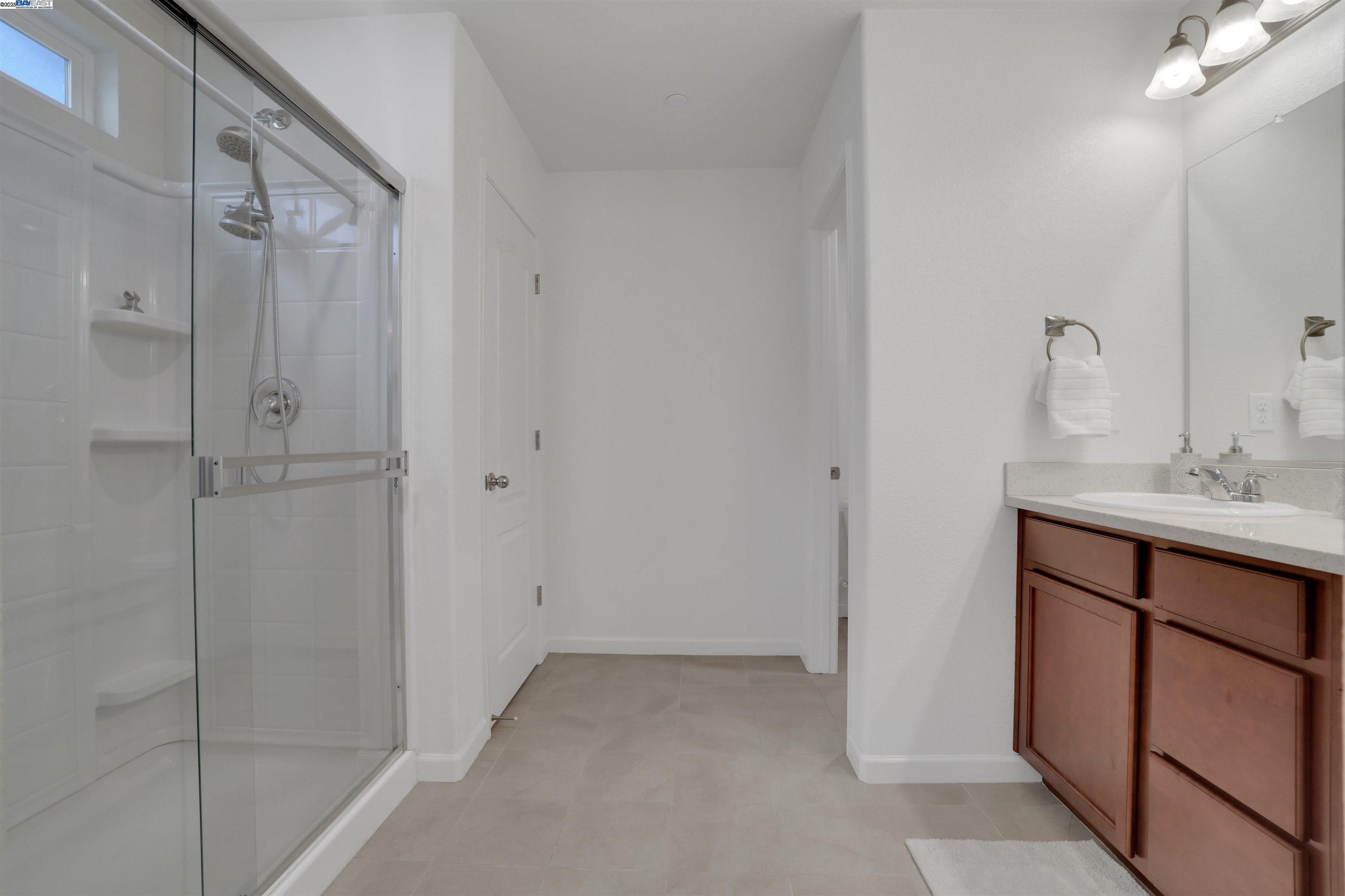 Detail Gallery Image 18 of 29 For 1737 Mighty Oak Drive, Stockton,  CA 95205-9204 - 3 Beds | 2 Baths