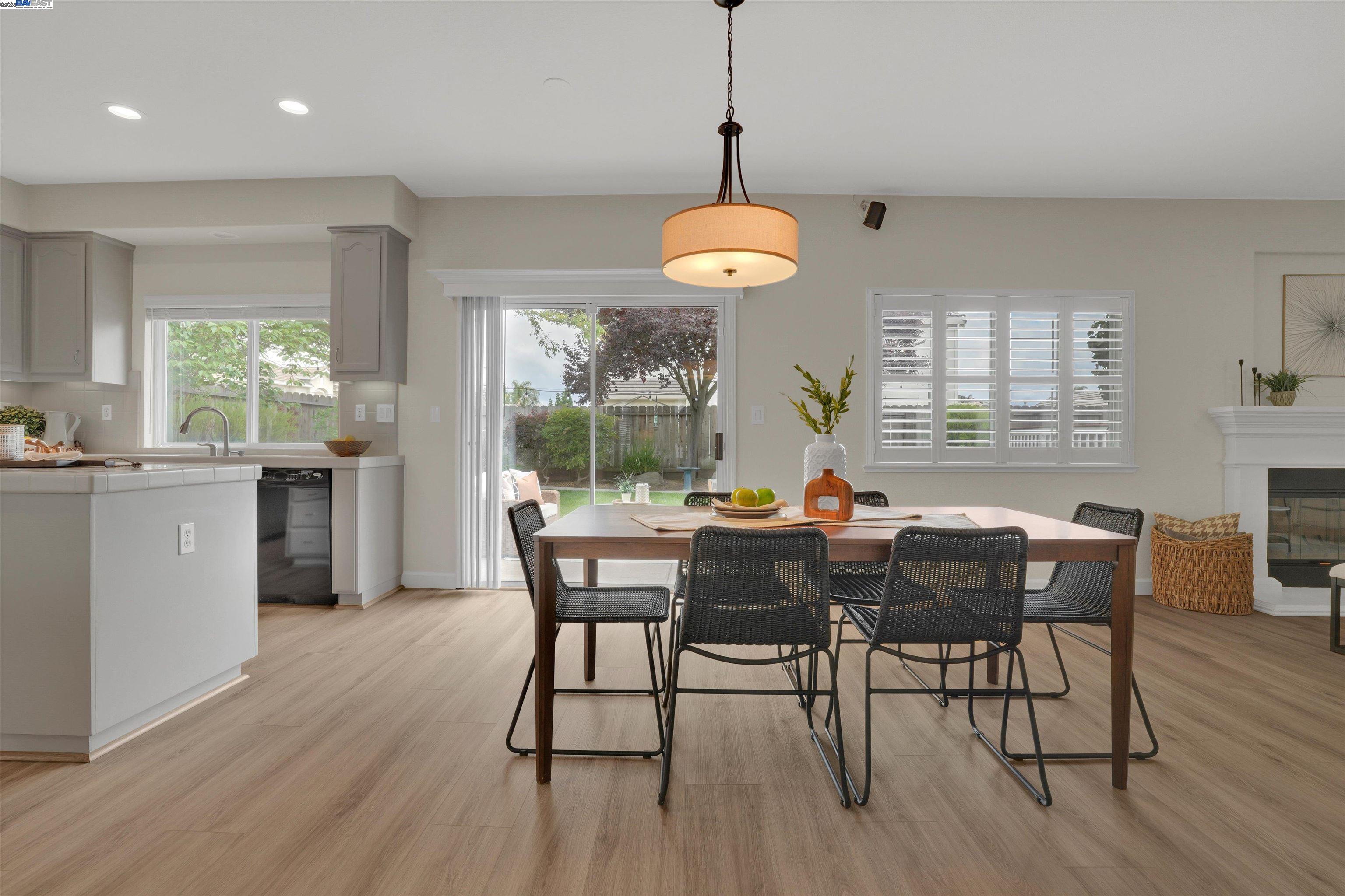 Detail Gallery Image 12 of 43 For 763 Grafton St., Manteca,  CA 95337 - 4 Beds | 2/1 Baths