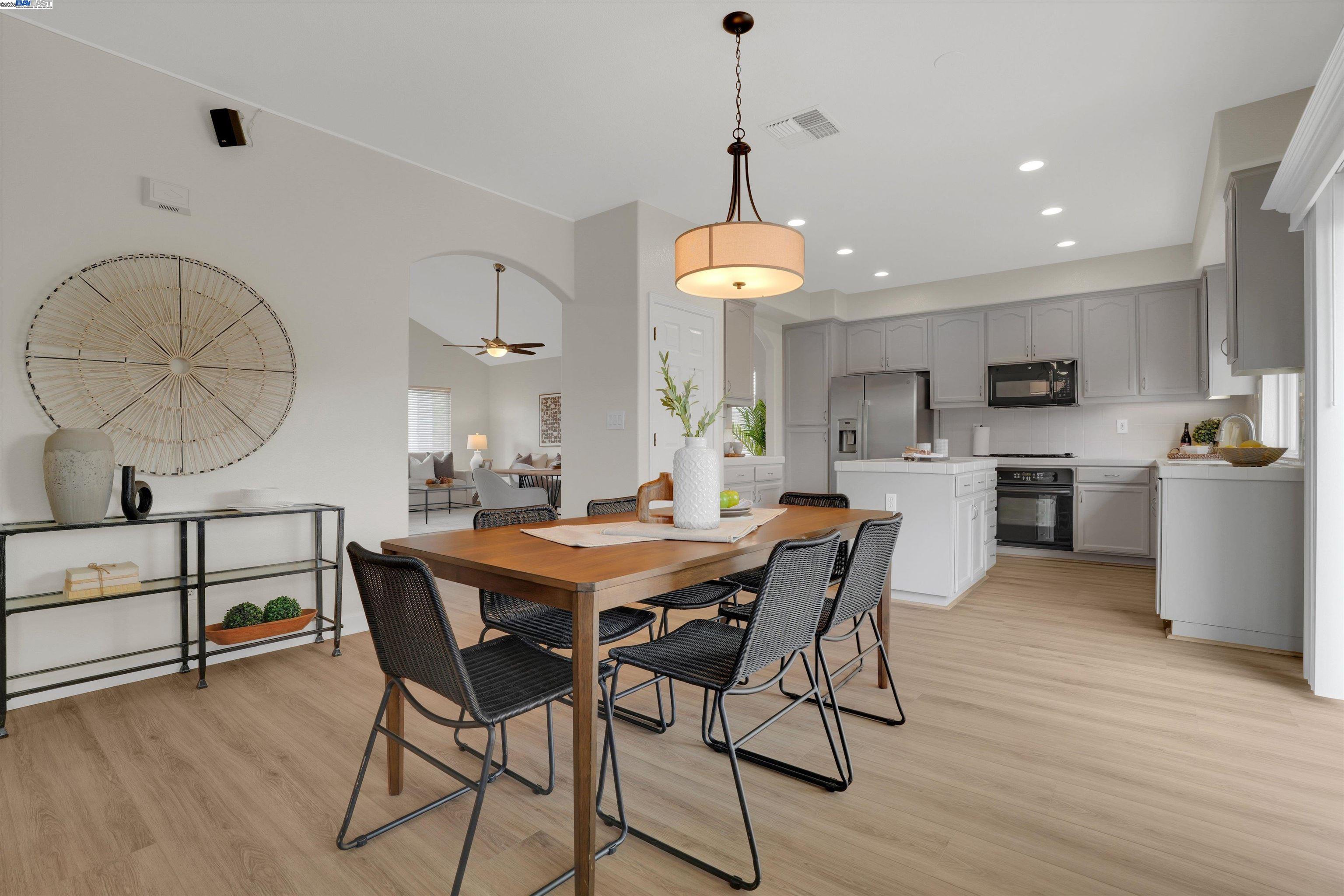 Detail Gallery Image 15 of 43 For 763 Grafton St., Manteca,  CA 95337 - 4 Beds | 2/1 Baths