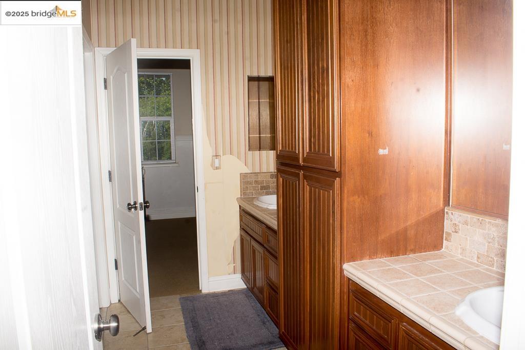 Detail Gallery Image 23 of 32 For 1083 Steeple Blvd, Brentwood,  CA 94513 - 5 Beds | 4/1 Baths