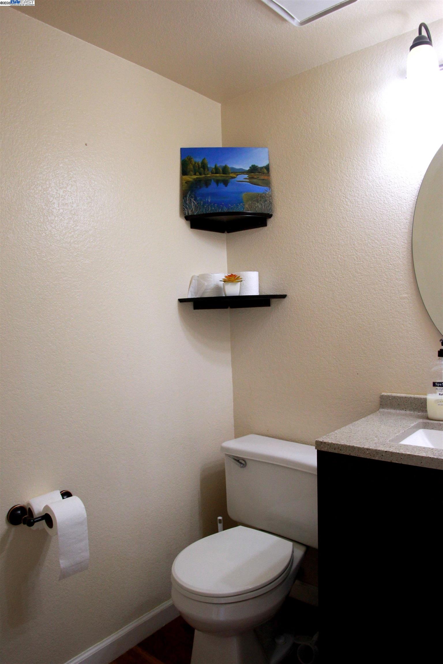 Detail Gallery Image 12 of 24 For 85 Phillips Ct, Tracy,  CA 95376-1324 - 3 Beds | 2/1 Baths