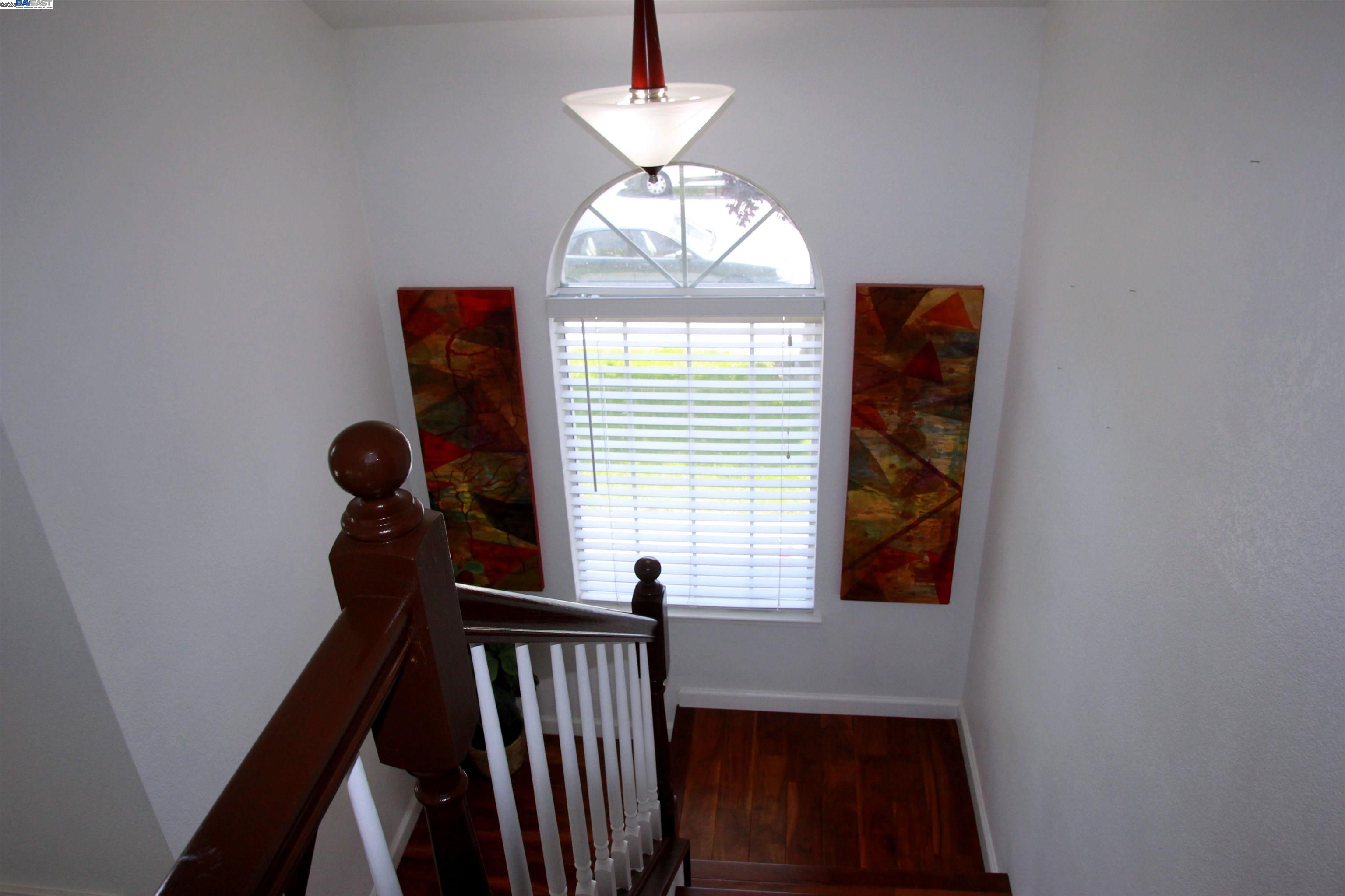Detail Gallery Image 14 of 24 For 85 Phillips Ct, Tracy,  CA 95376-1324 - 3 Beds | 2/1 Baths