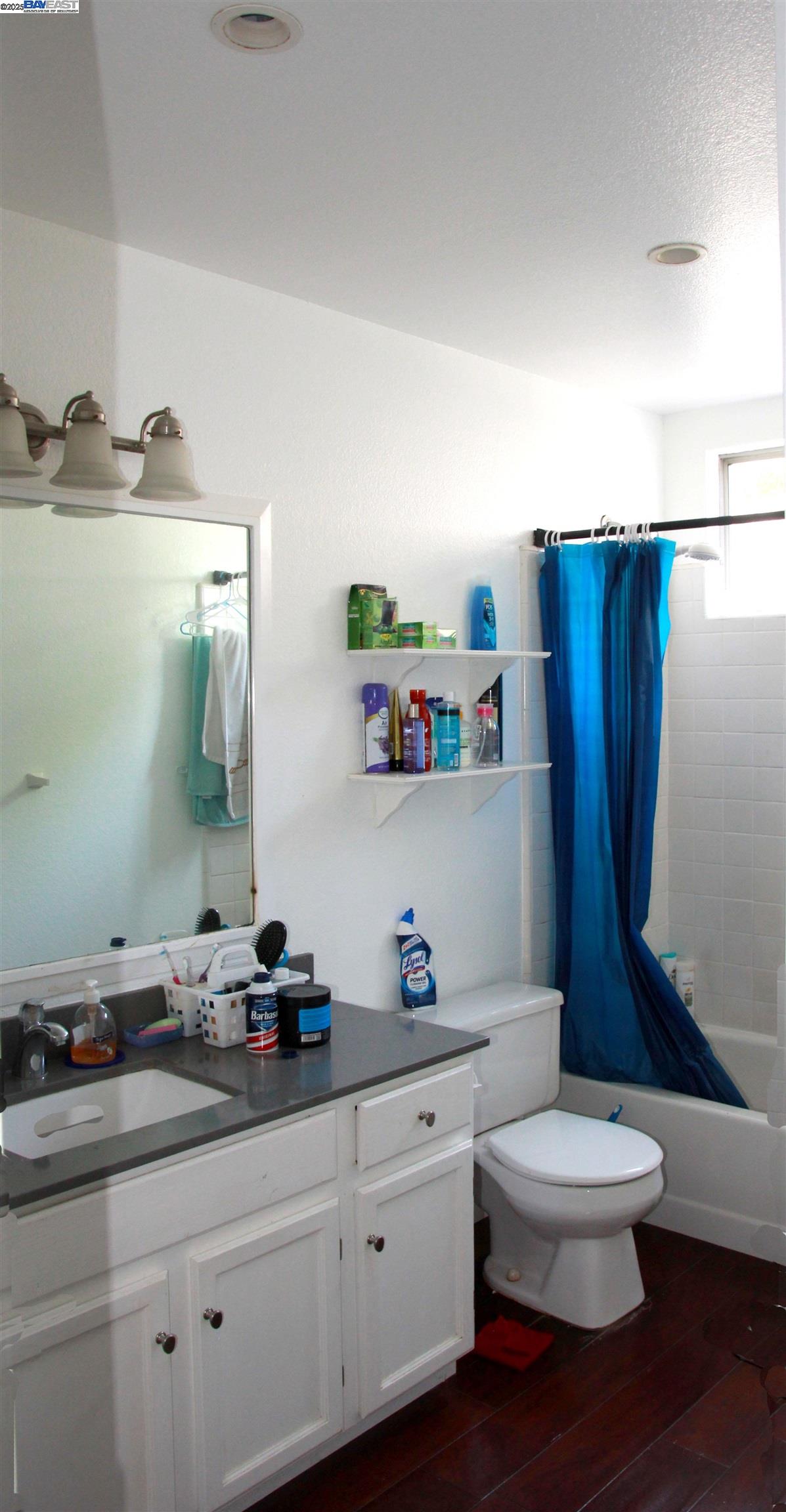 Detail Gallery Image 15 of 24 For 85 Phillips Ct, Tracy,  CA 95376-1324 - 3 Beds | 2/1 Baths