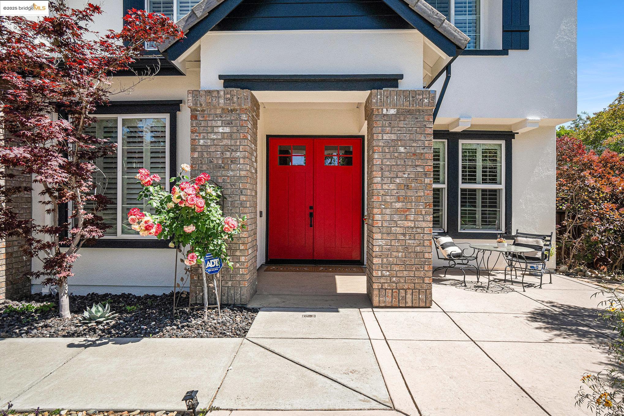Detail Gallery Image 2 of 60 For 321 Lavender Way, Oakley,  CA 94561 - 5 Beds | 3/1 Baths