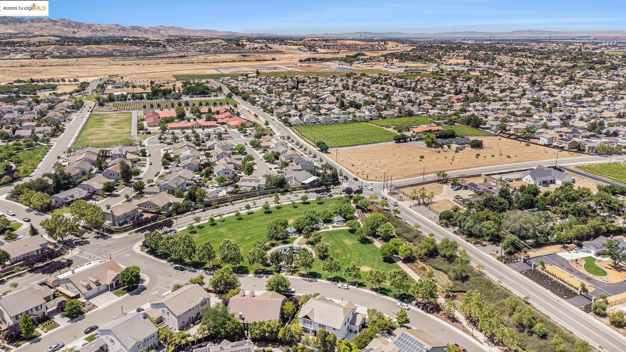 Detail Gallery Image 55 of 60 For 321 Lavender Way, Oakley,  CA 94561 - 5 Beds | 3/1 Baths