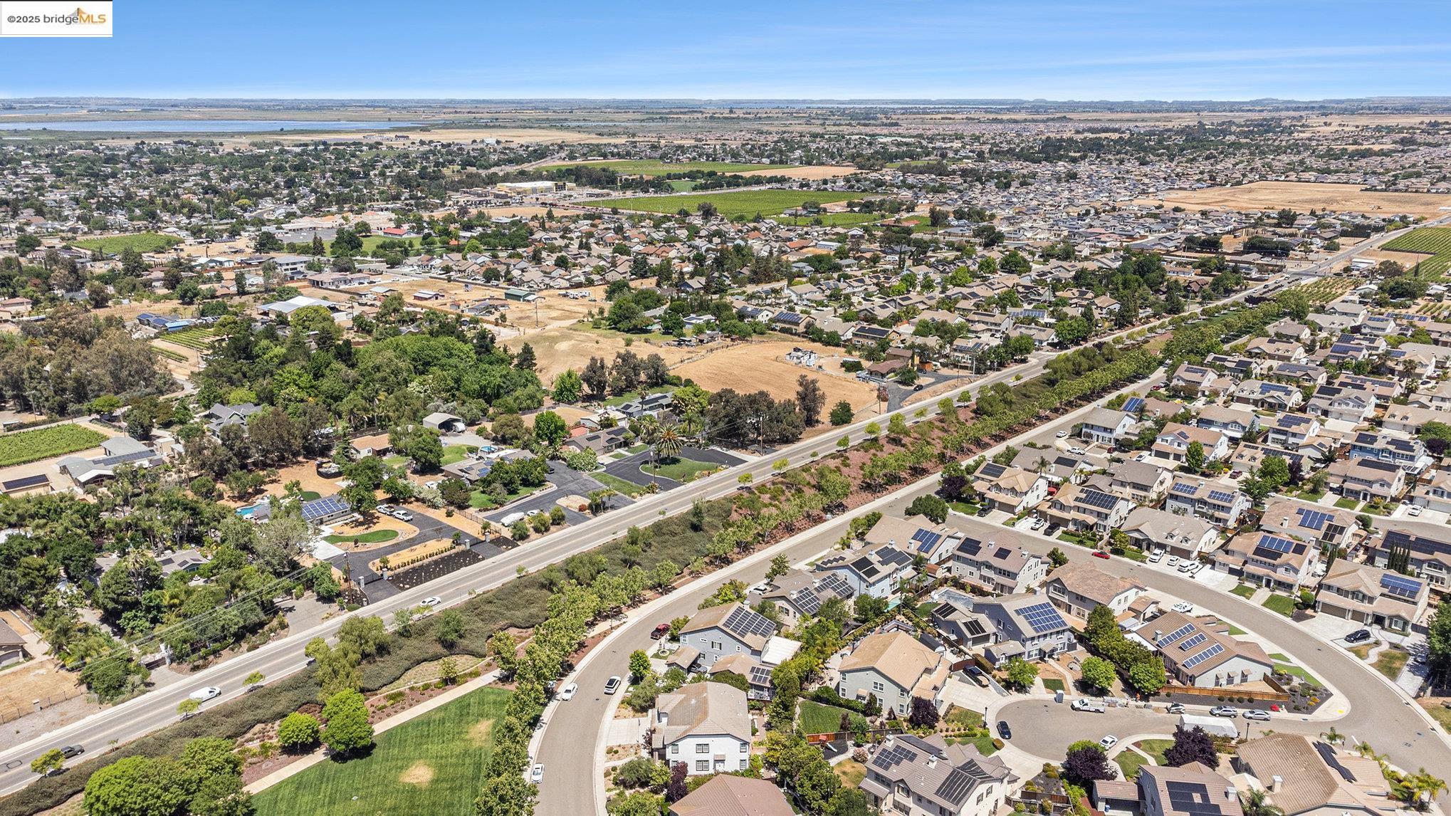 Detail Gallery Image 58 of 60 For 321 Lavender Way, Oakley,  CA 94561 - 5 Beds | 3/1 Baths