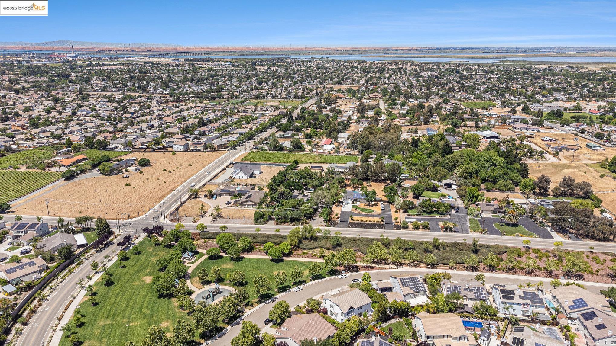 Detail Gallery Image 59 of 60 For 321 Lavender Way, Oakley,  CA 94561 - 5 Beds | 3/1 Baths