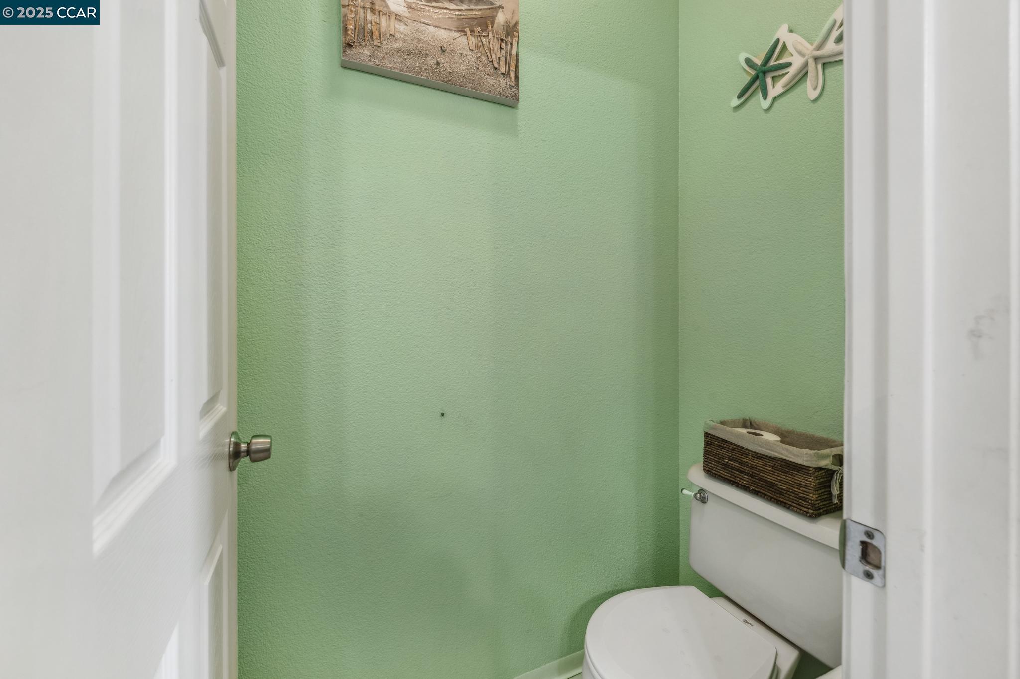 Detail Gallery Image 28 of 34 For 405 Rich Spring Dr, Pittsburg,  CA 94565 - 4 Beds | 2 Baths