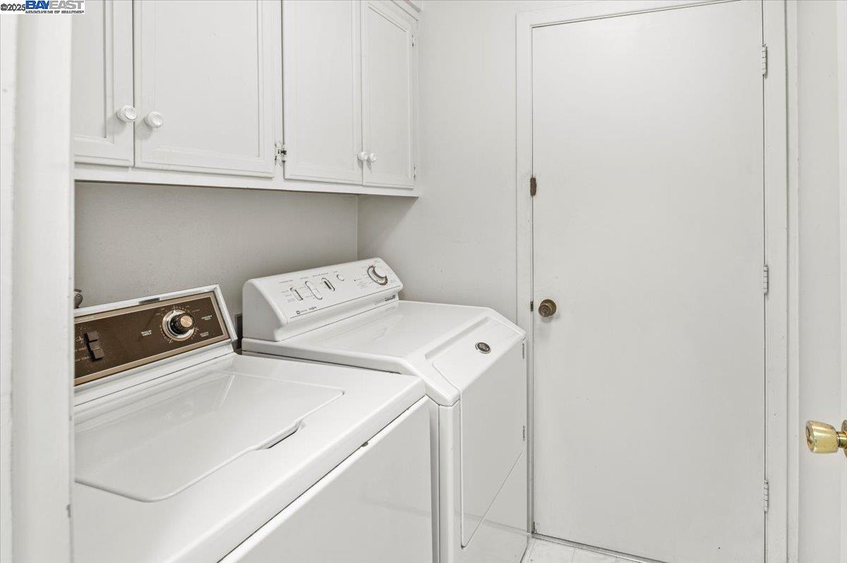 Detail Gallery Image 15 of 27 For 196 Crest Ave, Alamo,  CA 94507 - 5 Beds | 4 Baths