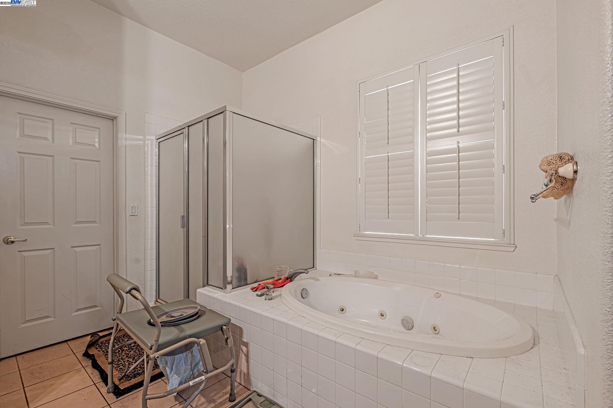 Detail Gallery Image 27 of 32 For 1254 Esplanade Dr, Merced,  CA 95348 - 4 Beds | 2 Baths