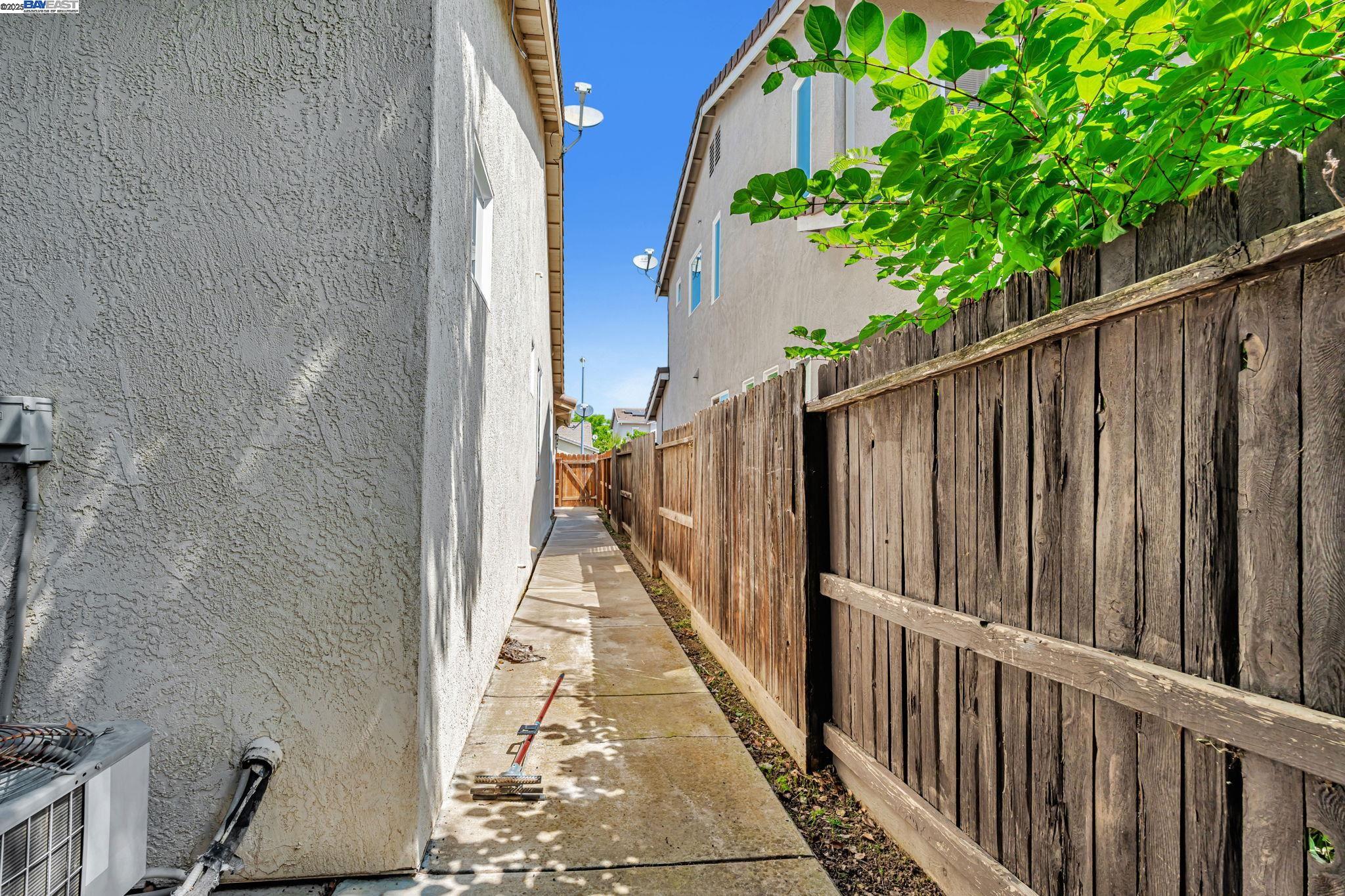 Detail Gallery Image 32 of 32 For 1254 Esplanade Dr, Merced,  CA 95348 - 4 Beds | 2 Baths