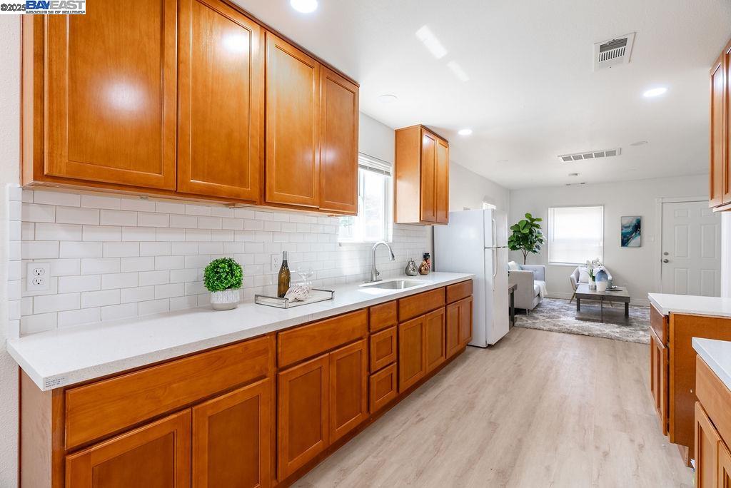Detail Gallery Image 10 of 55 For 4733 E Washington St, Stockton,  CA 95215 - 5 Beds | 4 Baths