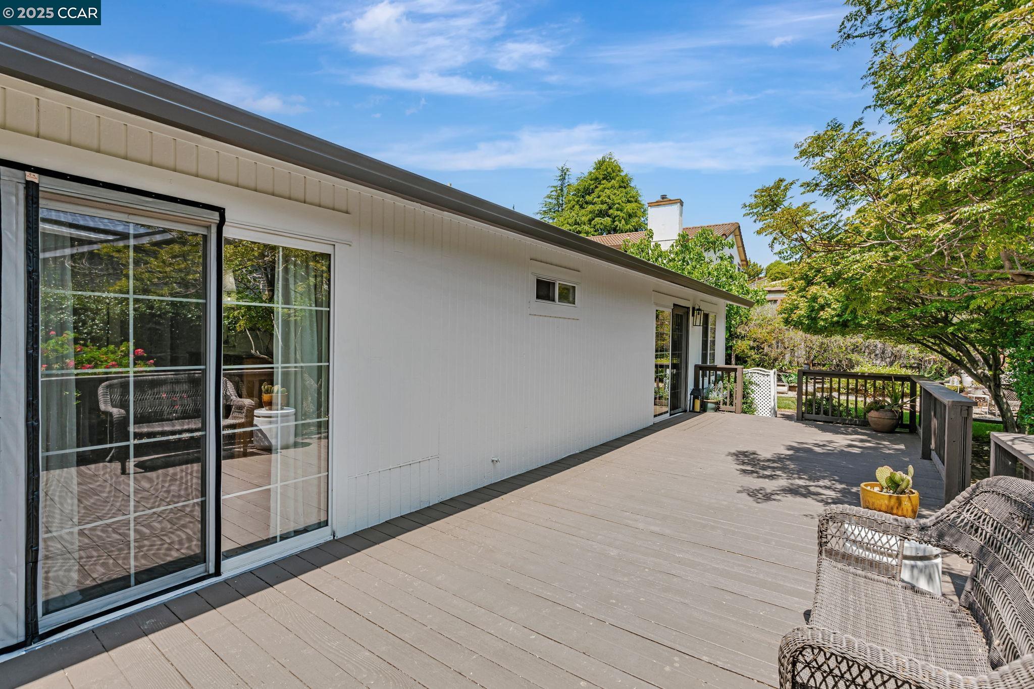 Detail Gallery Image 31 of 36 For 2259 Redwood Rd, Hercules,  CA 94547 - 4 Beds | 2 Baths