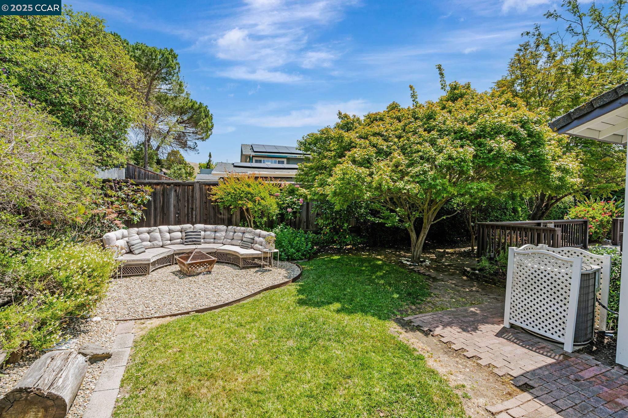 Detail Gallery Image 34 of 36 For 2259 Redwood Rd, Hercules,  CA 94547 - 4 Beds | 2 Baths