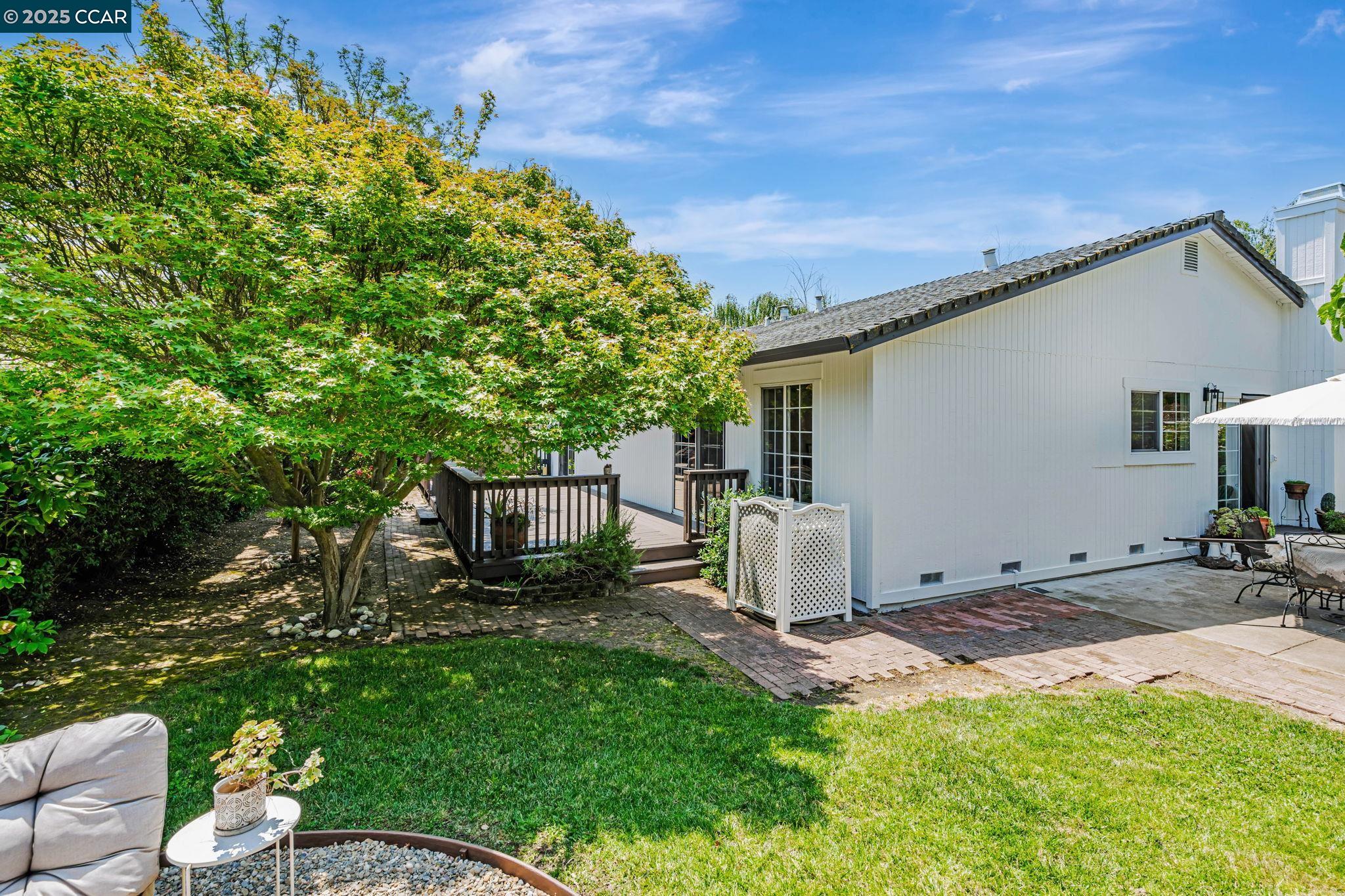 Detail Gallery Image 35 of 36 For 2259 Redwood Rd, Hercules,  CA 94547 - 4 Beds | 2 Baths
