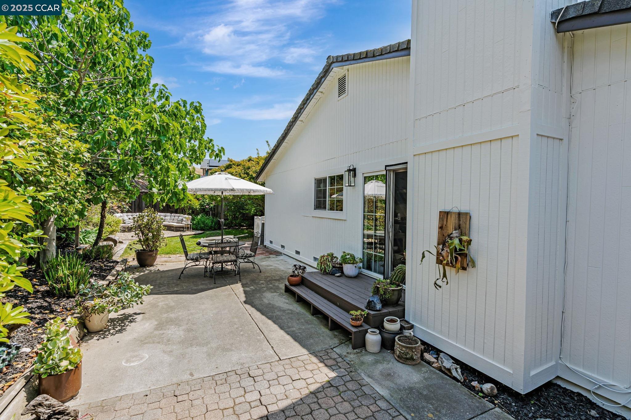 Detail Gallery Image 36 of 36 For 2259 Redwood Rd, Hercules,  CA 94547 - 4 Beds | 2 Baths