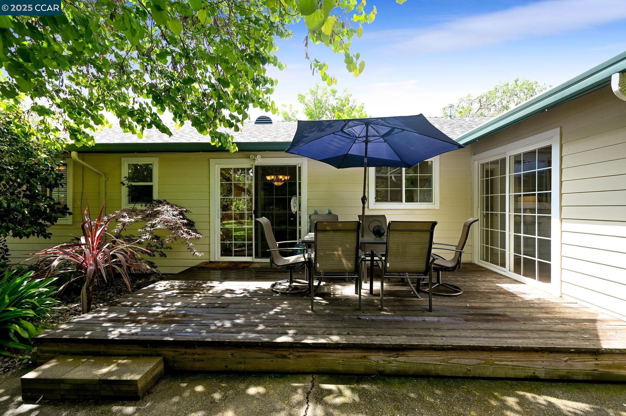 Detail Gallery Image 20 of 43 For 412 Beatrice Rd, Pleasant Hill,  CA 94523 - 4 Beds | 2 Baths