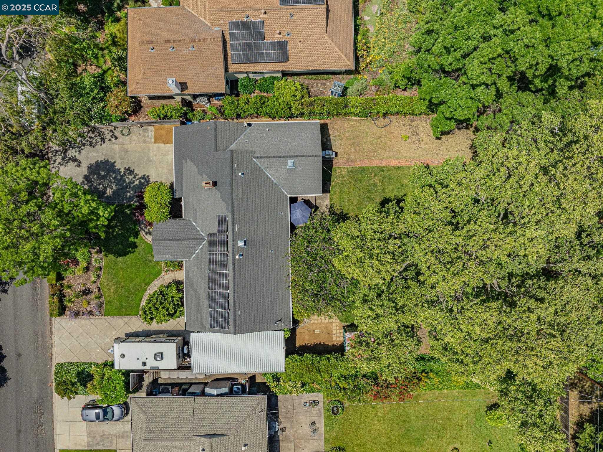 Detail Gallery Image 31 of 43 For 412 Beatrice Rd, Pleasant Hill,  CA 94523 - 4 Beds | 2 Baths
