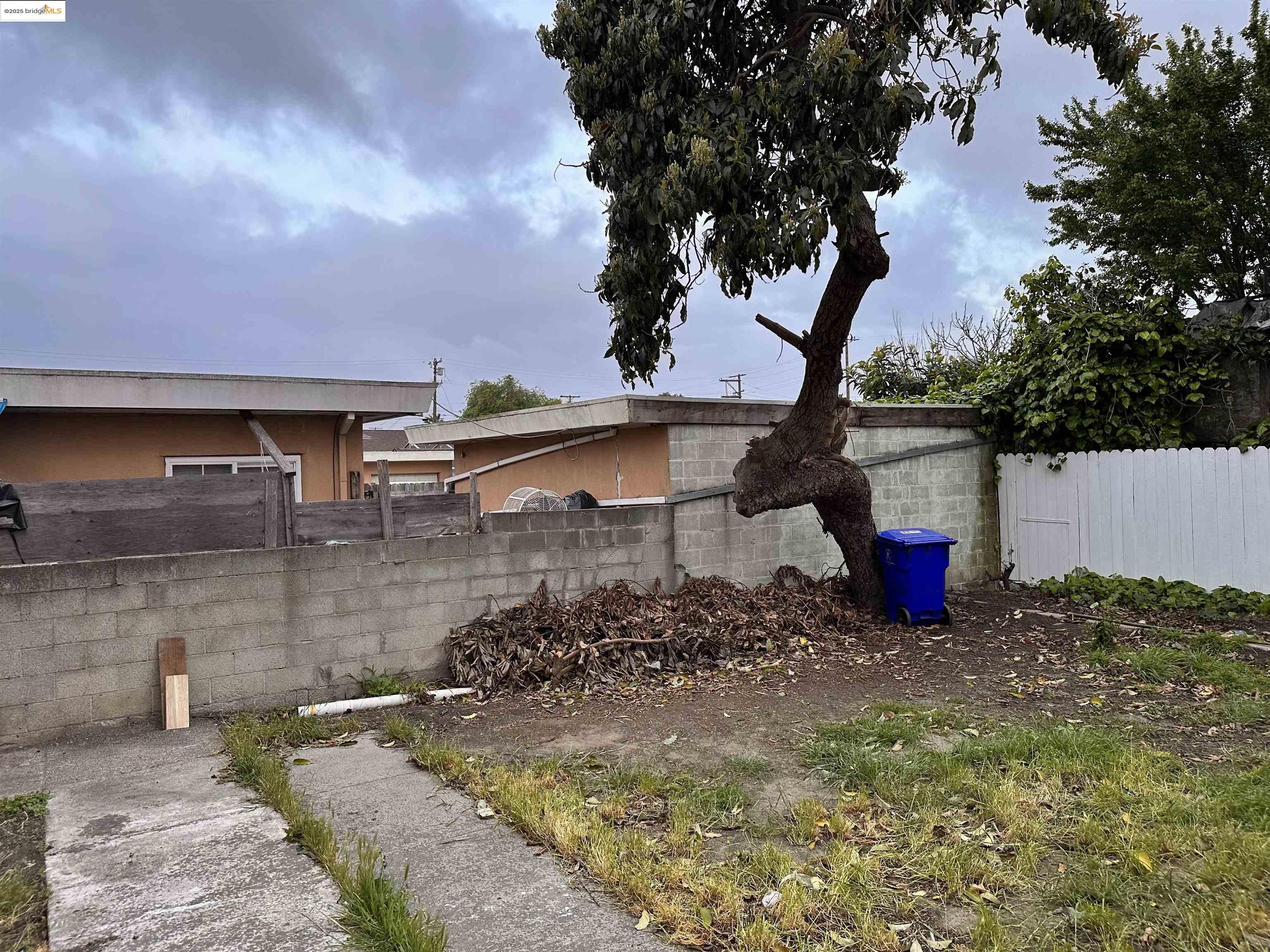 Detail Gallery Image 9 of 25 For 1342 Garvin Ave, Richmond,  CA 94801 - – Beds | – Baths