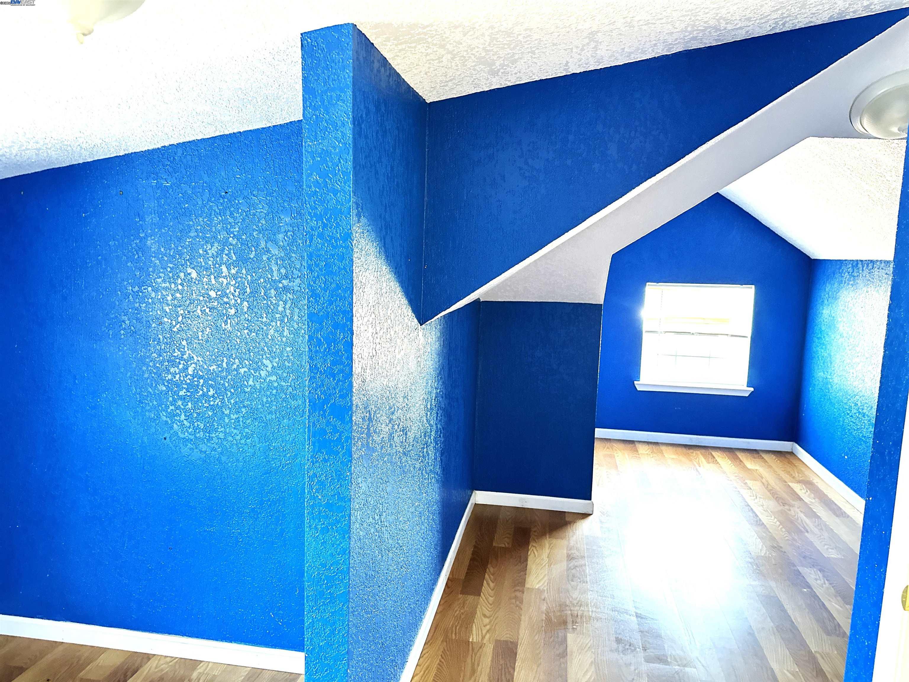 Detail Gallery Image 11 of 31 For 1610 85th Avenue, Oakland,  CA 94621 - 3 Beds | 1 Baths