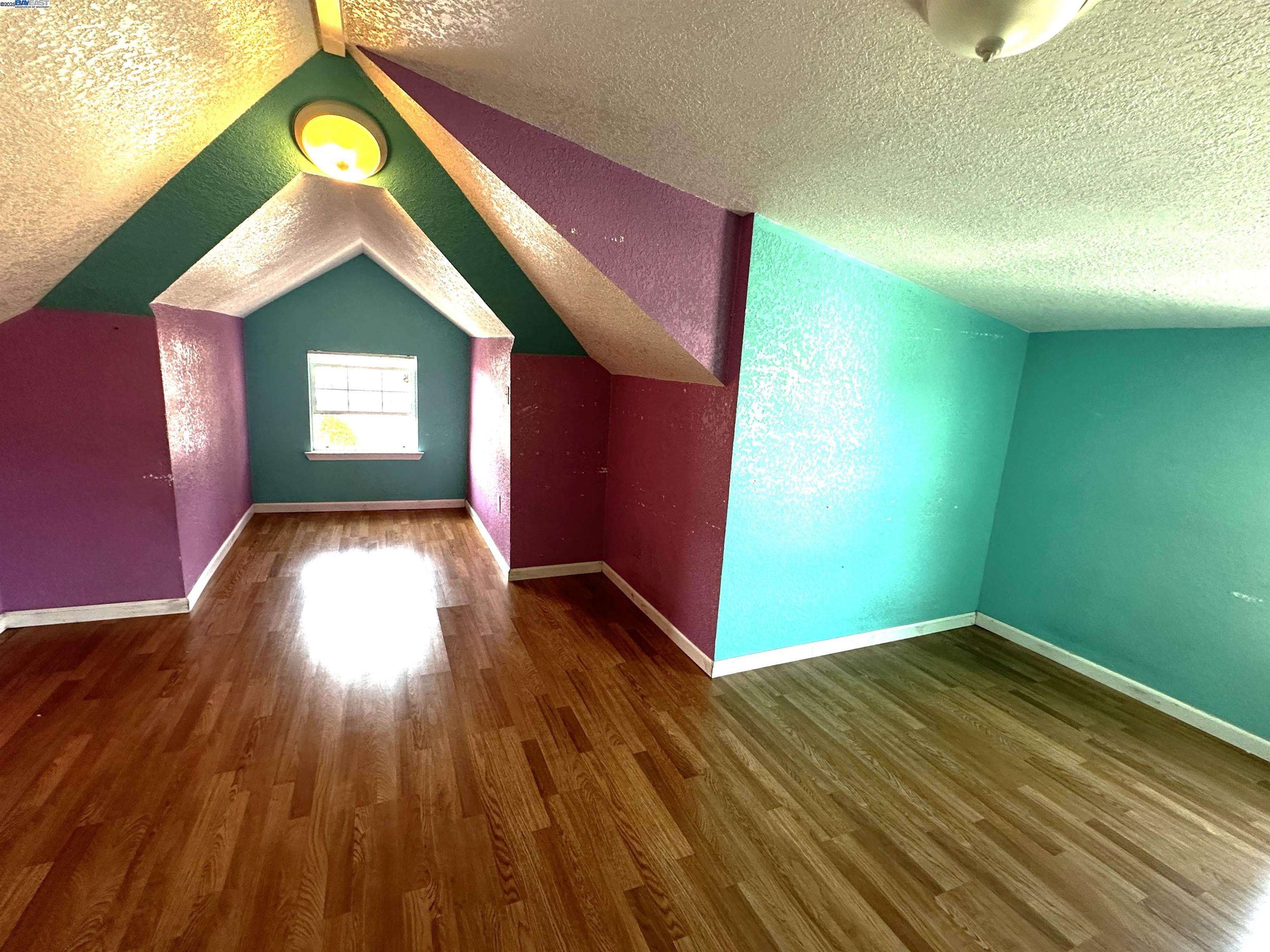 Detail Gallery Image 12 of 31 For 1610 85th Avenue, Oakland,  CA 94621 - 3 Beds | 1 Baths
