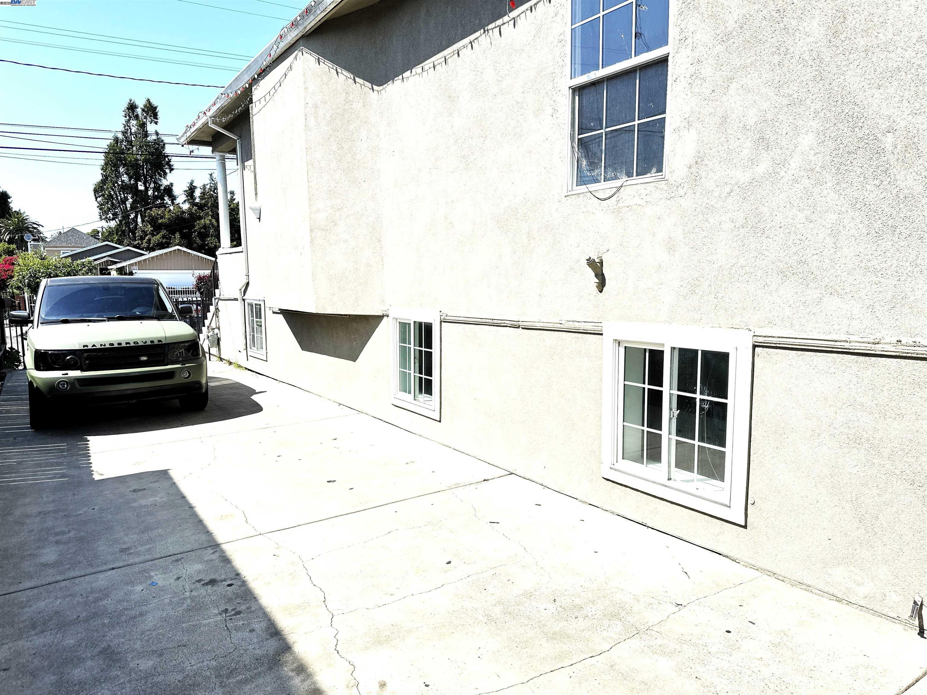 Detail Gallery Image 22 of 31 For 1610 85th Avenue, Oakland,  CA 94621 - 3 Beds | 1 Baths