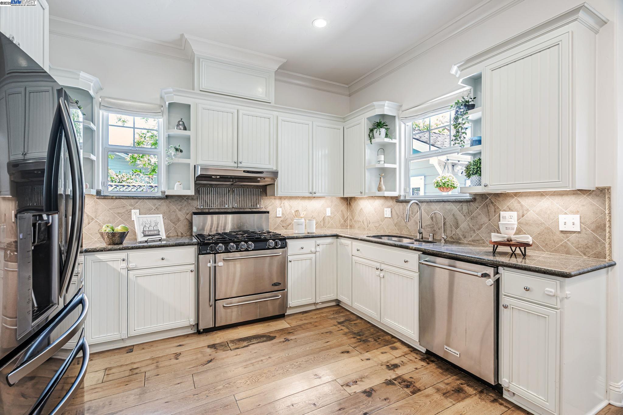 Detail Gallery Image 12 of 60 For 996 Prevost St, San Jose,  CA 95125 - 4 Beds | 3/1 Baths