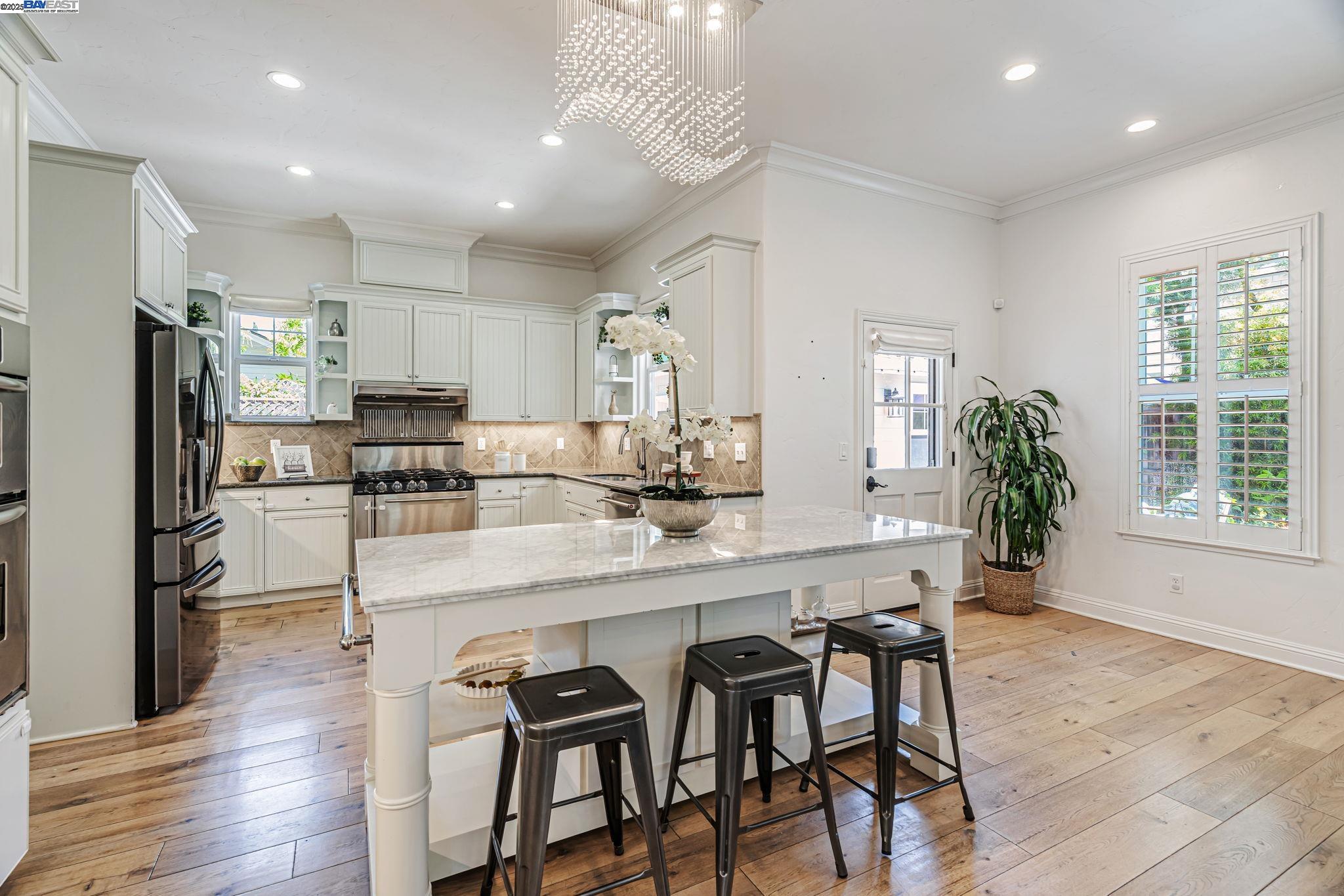 Detail Gallery Image 16 of 60 For 996 Prevost St, San Jose,  CA 95125 - 4 Beds | 3/1 Baths