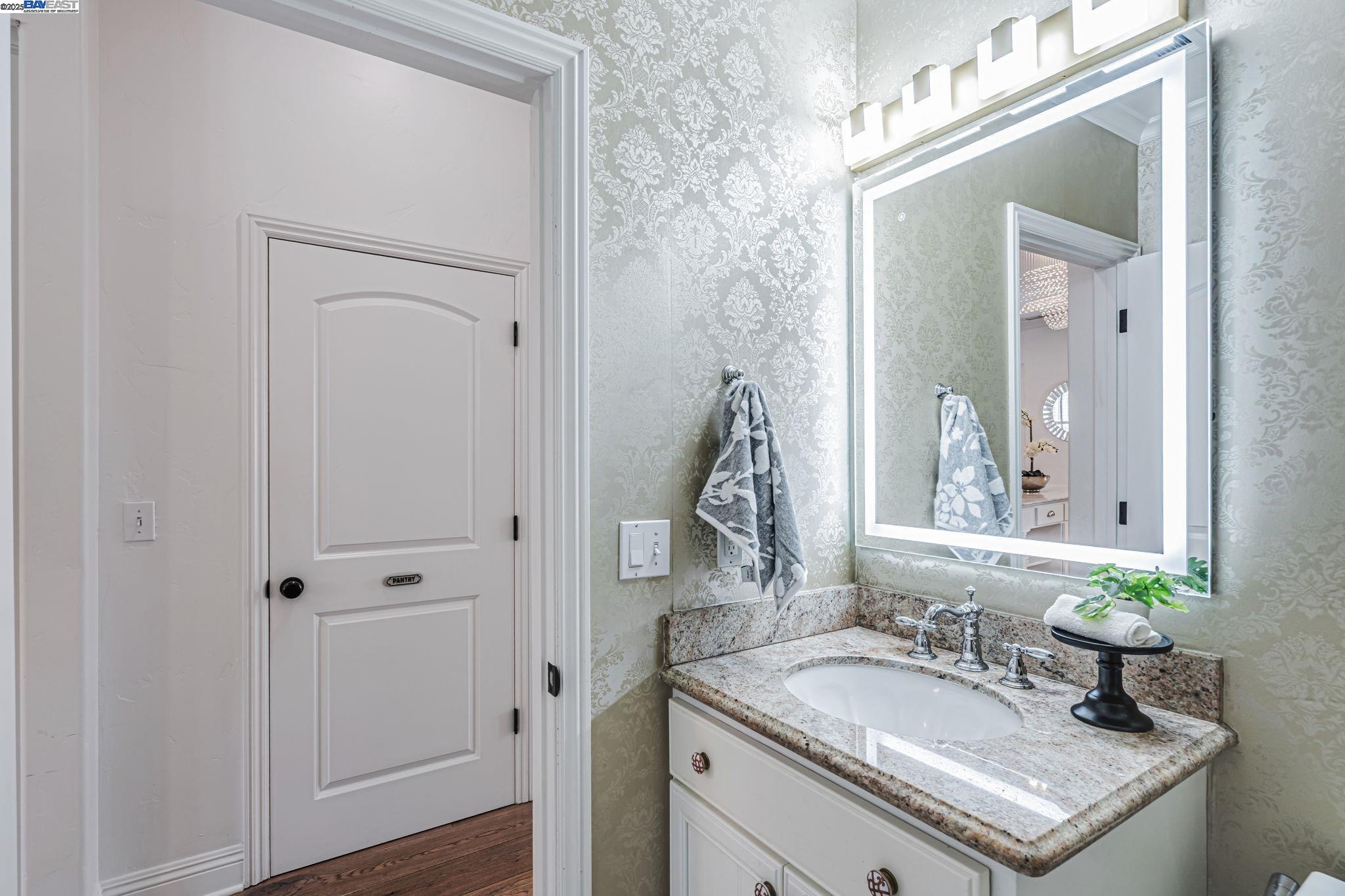 Detail Gallery Image 37 of 60 For 996 Prevost St, San Jose,  CA 95125 - 4 Beds | 3/1 Baths