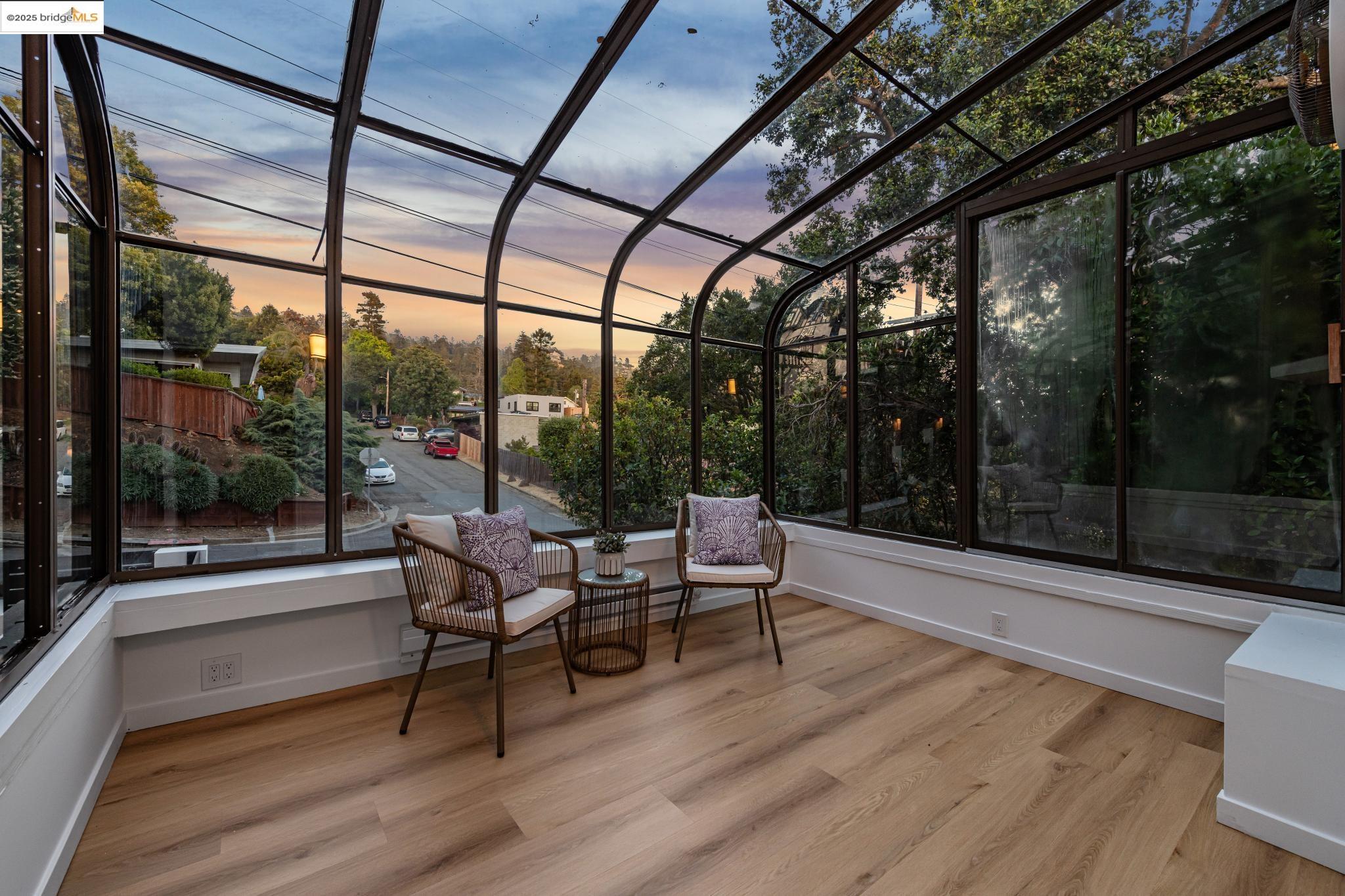 Detail Gallery Image 15 of 60 For 1150 Arch St, Berkeley,  CA 94708 - – Beds | – Baths