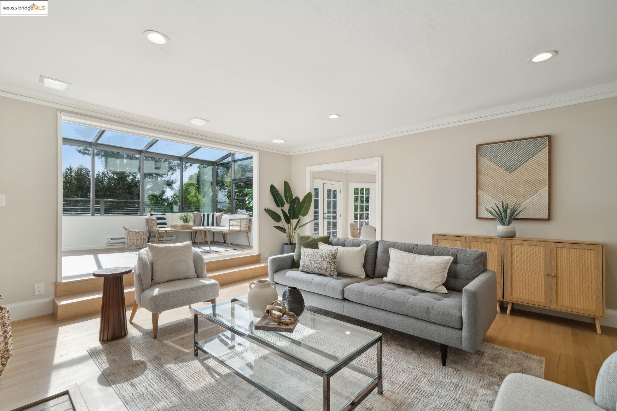 Detail Gallery Image 26 of 60 For 1150 Arch St, Berkeley,  CA 94708 - – Beds | – Baths