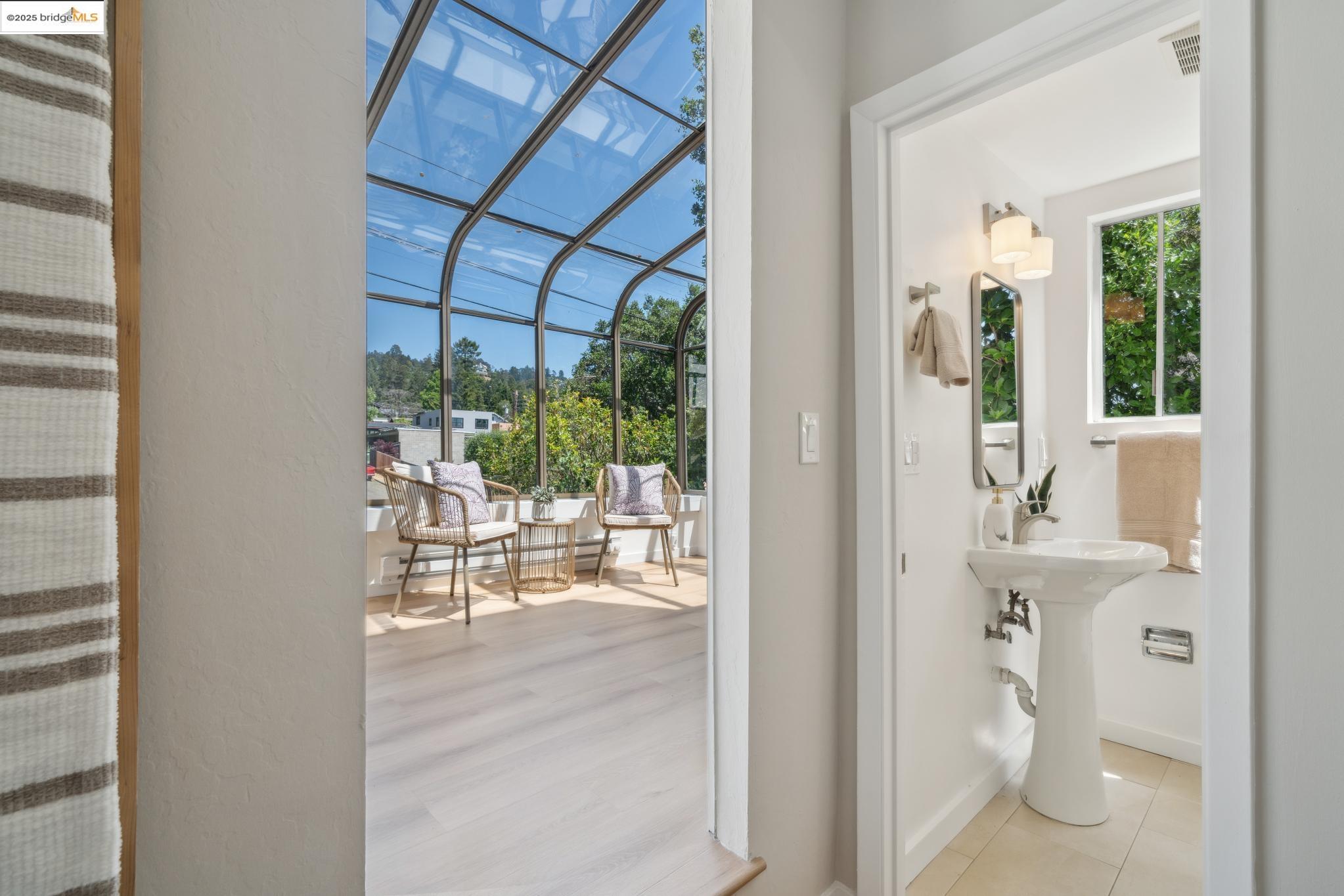 Detail Gallery Image 39 of 60 For 1150 Arch St, Berkeley,  CA 94708 - – Beds | – Baths