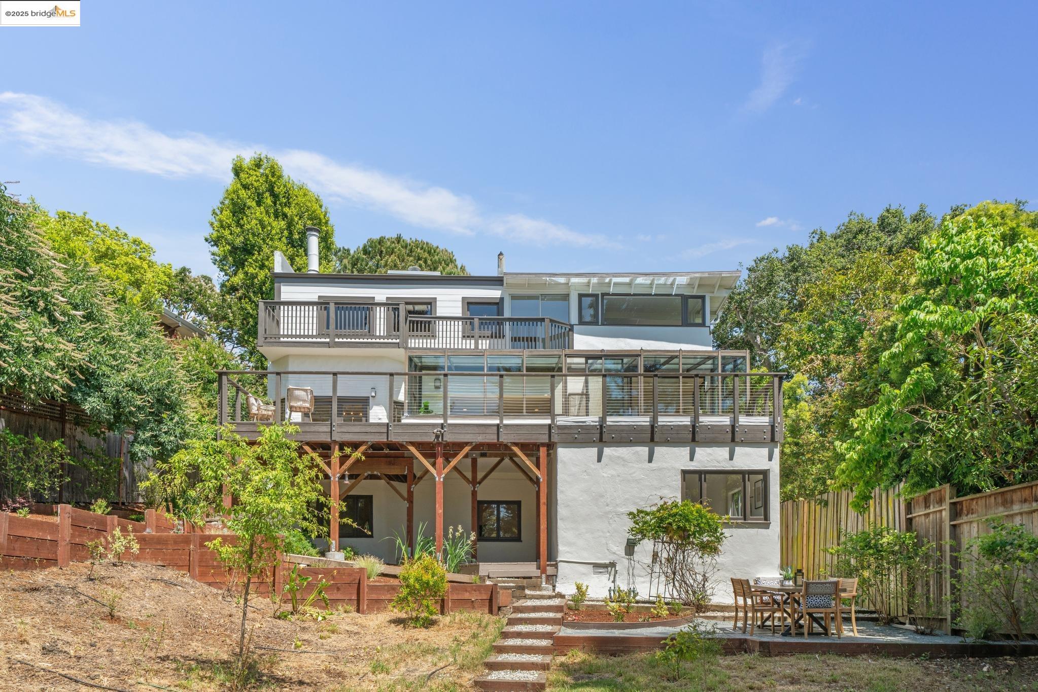 Detail Gallery Image 58 of 60 For 1150 Arch St, Berkeley,  CA 94708 - – Beds | – Baths