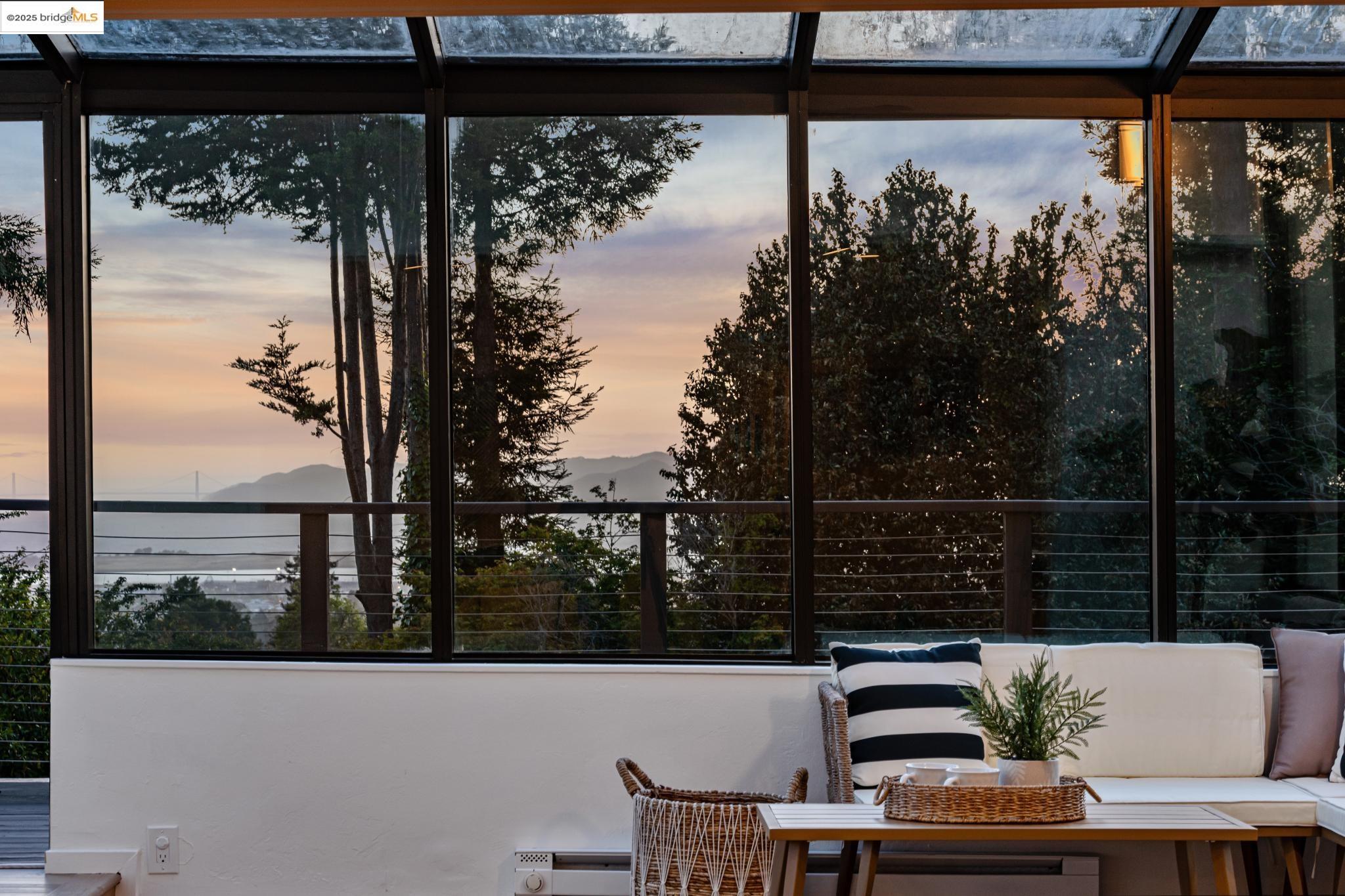 Detail Gallery Image 9 of 60 For 1150 Arch St, Berkeley,  CA 94708 - – Beds | – Baths