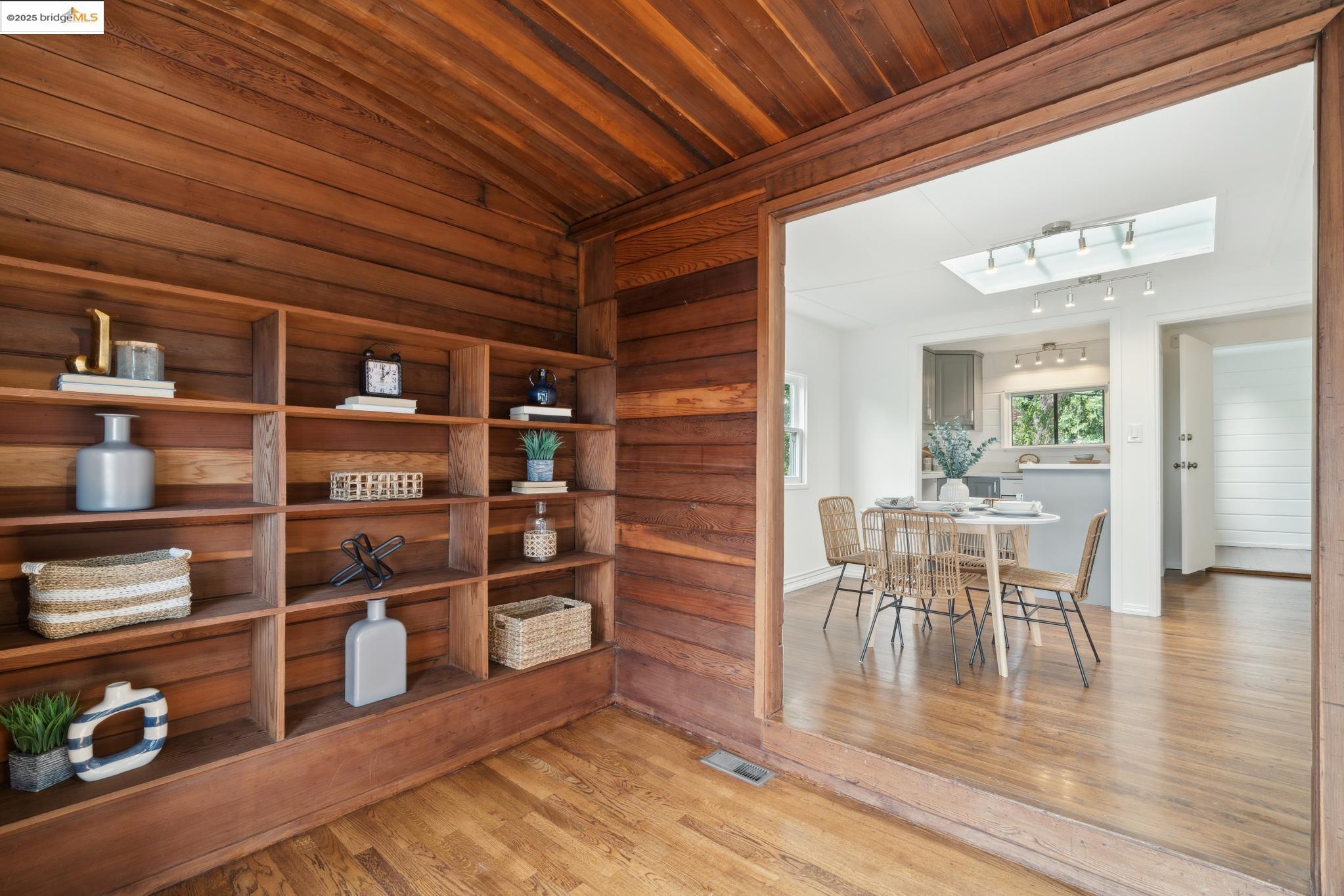 Detail Gallery Image 50 of 60 For 1150 Arch St, Berkeley,  CA 94708 - 5 Beds | 4/1 Baths
