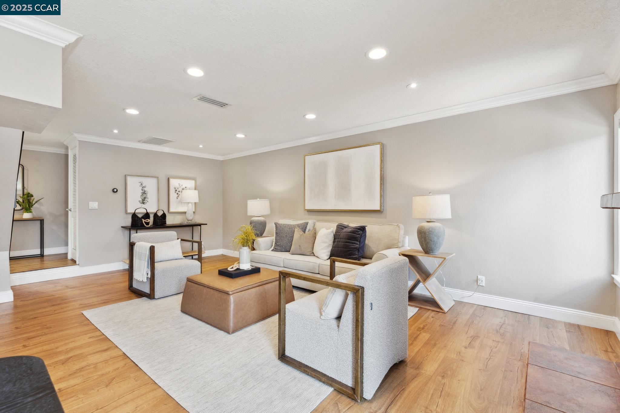 Photo #12: 41097727 Listing: Photo #12