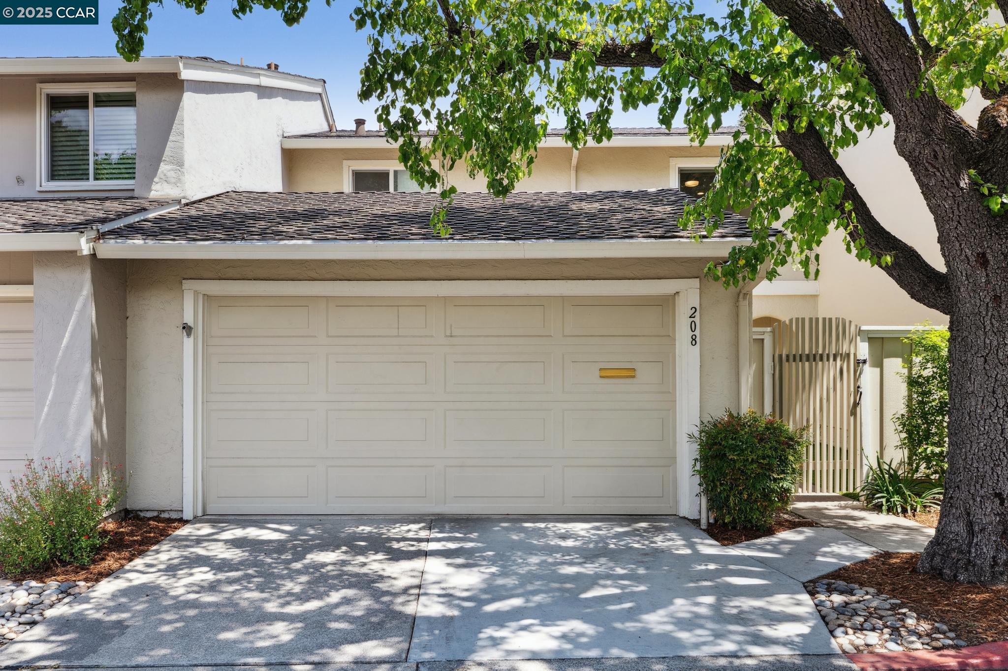 Photo #4: 41097727 Listing: Photo #4