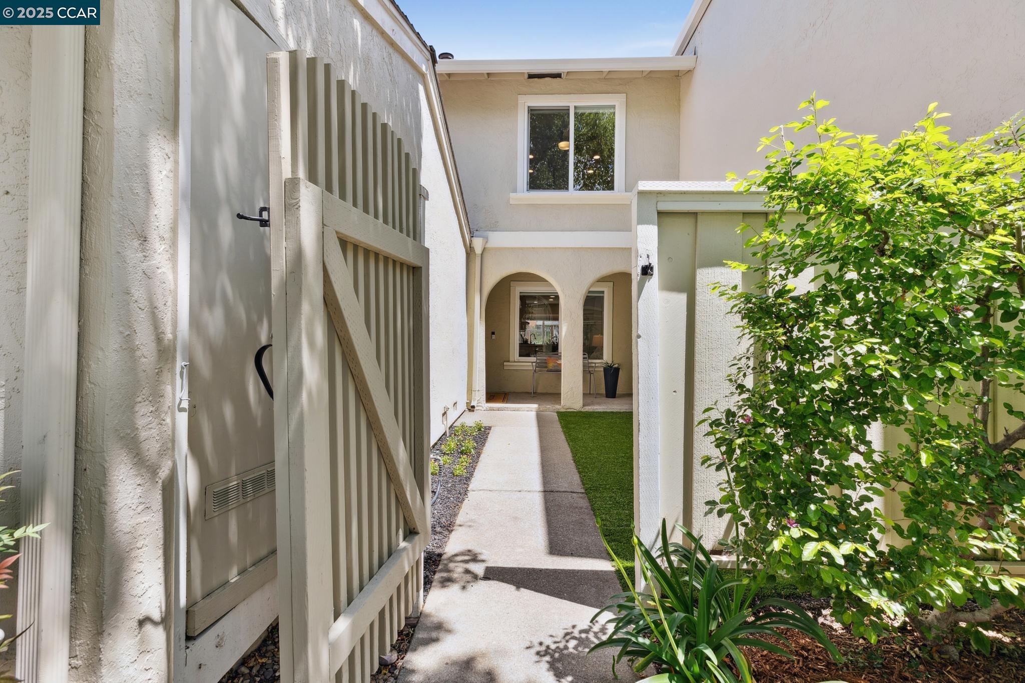 Photo #5: 41097727 Listing: Photo #5