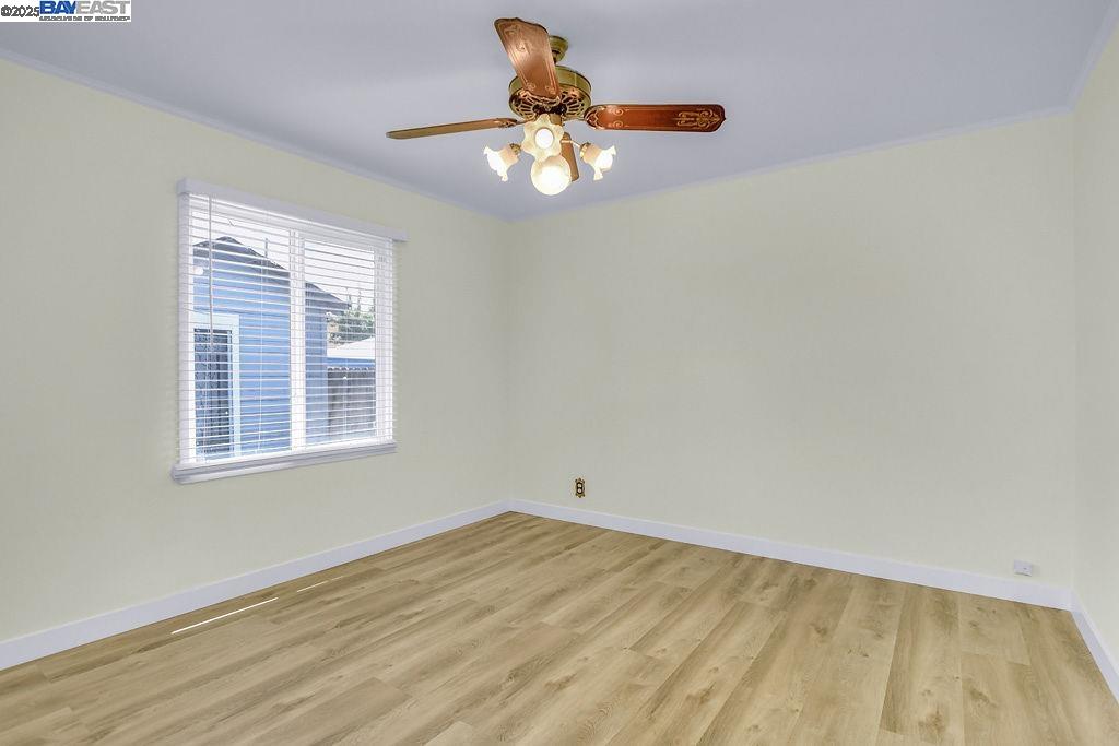 Detail Gallery Image 11 of 22 For 448 Burlwood Ave, Oakland,  CA 94603 - 2 Beds | 1 Baths