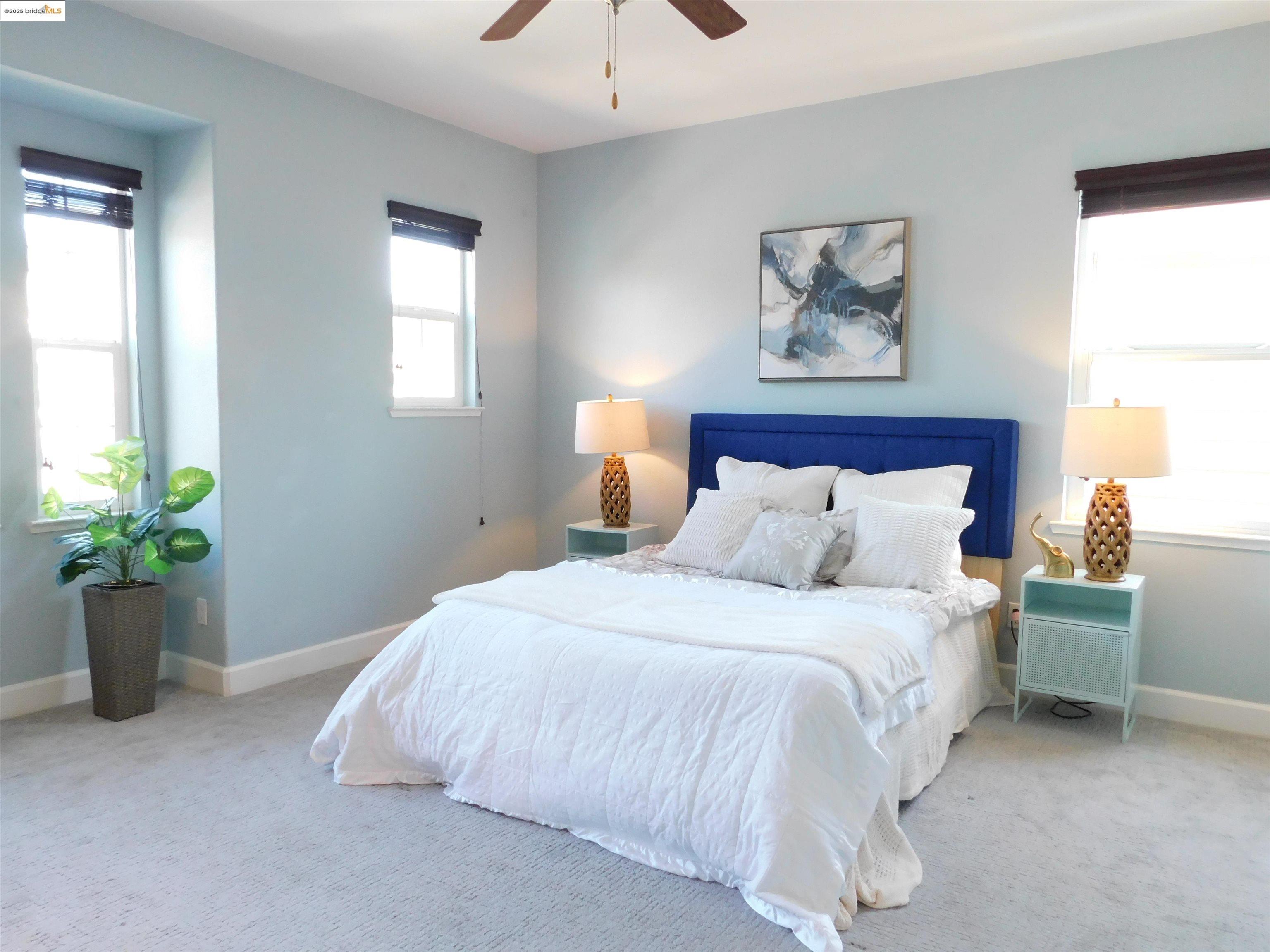 Detail Gallery Image 14 of 21 For 1811 Velvetleaf Ln, Santa Rosa,  CA 95404 - 4 Beds | 3 Baths